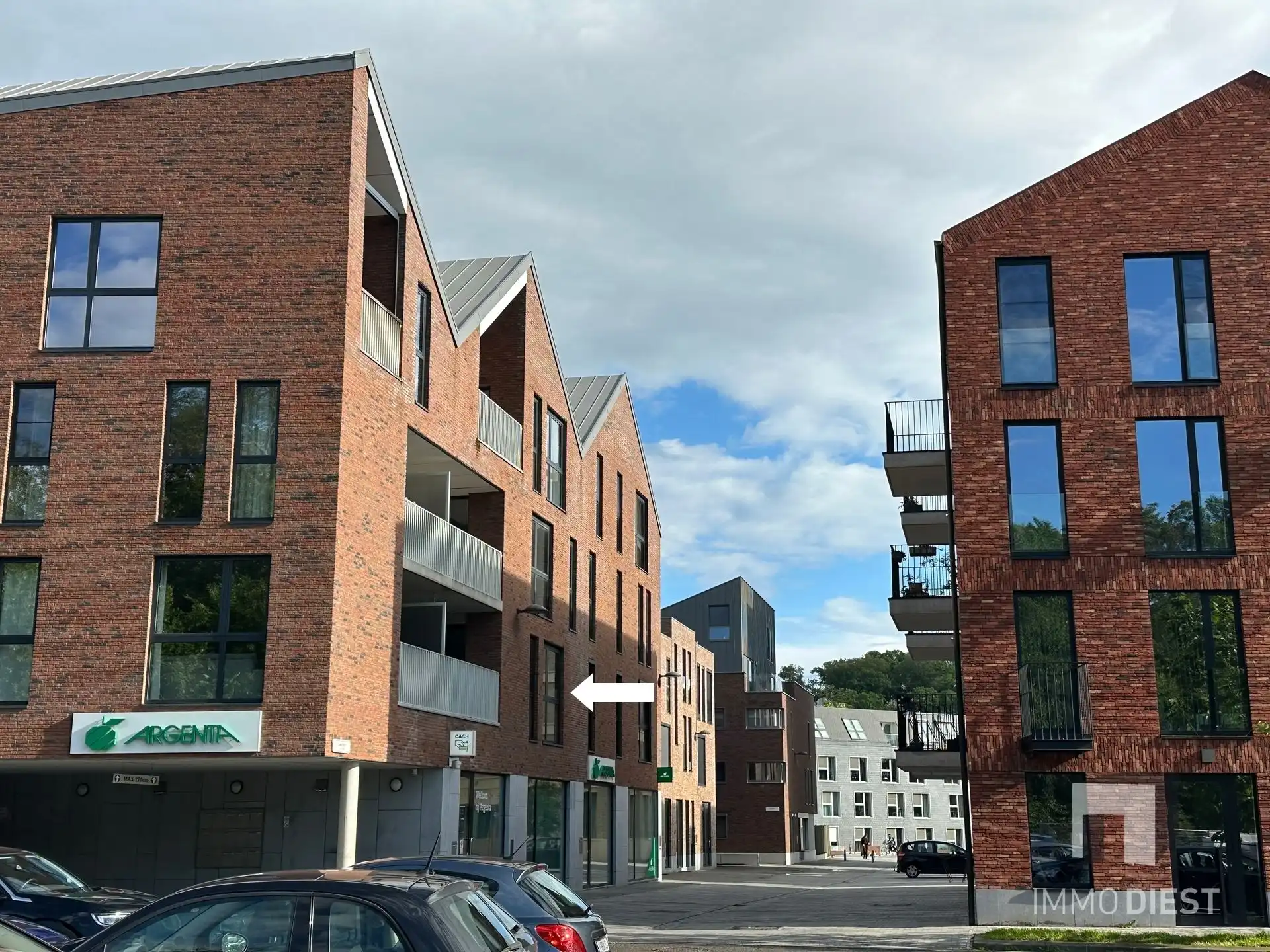 Ruim appartement met 1 slaapkamer en terras foto 2