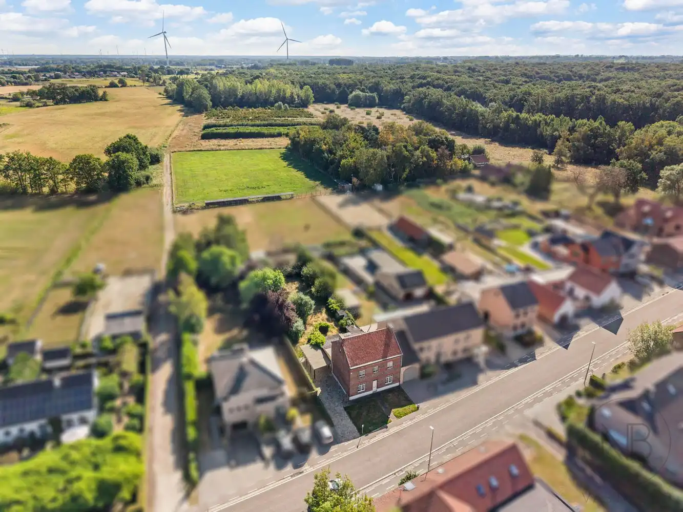 Karaktervolle woning met tal van mogelijkheden op een rustige ligging in Diepenbeek foto 4