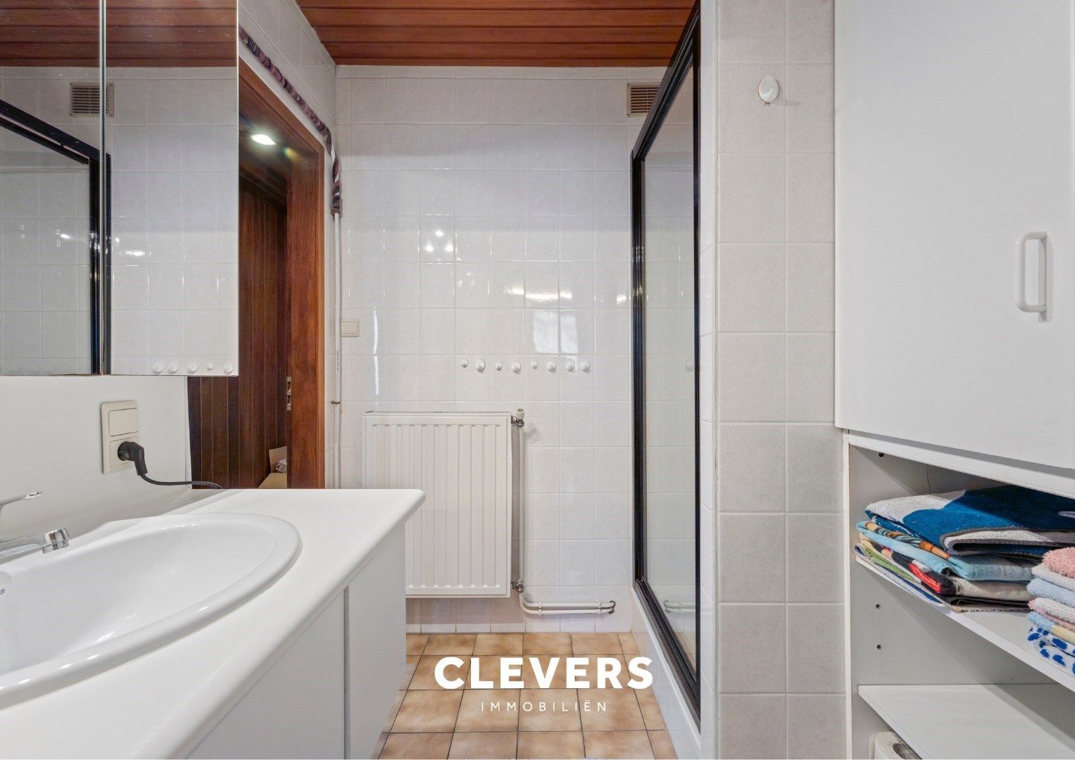 Vrijstaande, charmante woning (type bungalow) met tuin foto 8