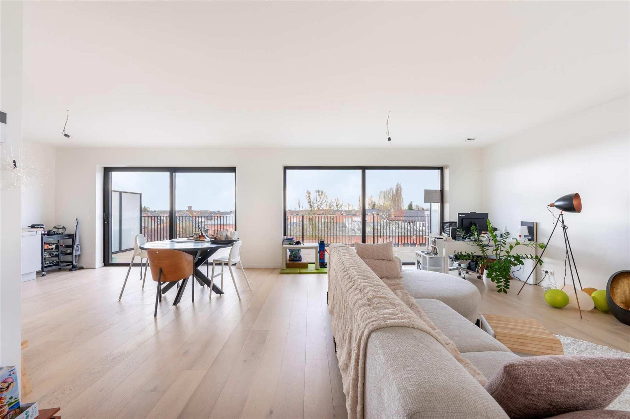 Ruim & modern appartement met groot terras in Steendorp foto 22