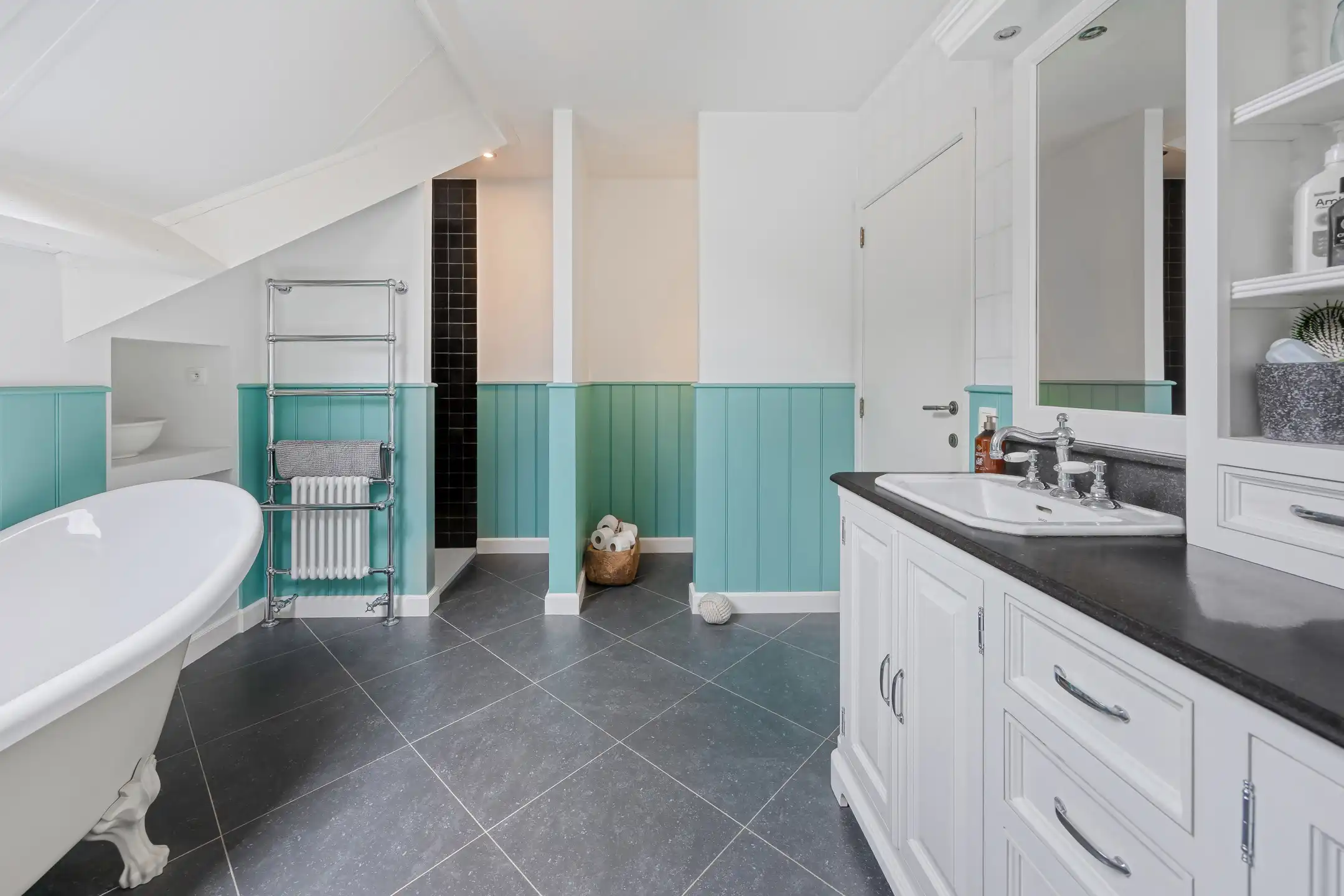 Landelijke villa met zwembad en poolhouse in alle privacy foto 38