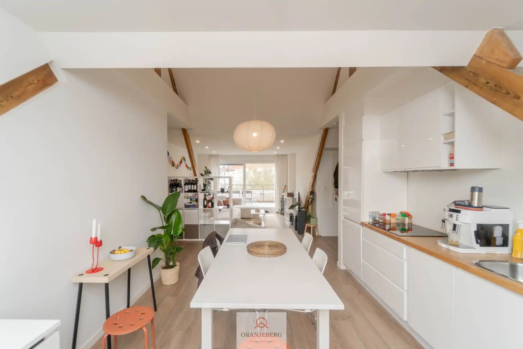 2 slpk- appartement met terras vlakbij Zuid Gent-centrum foto 3