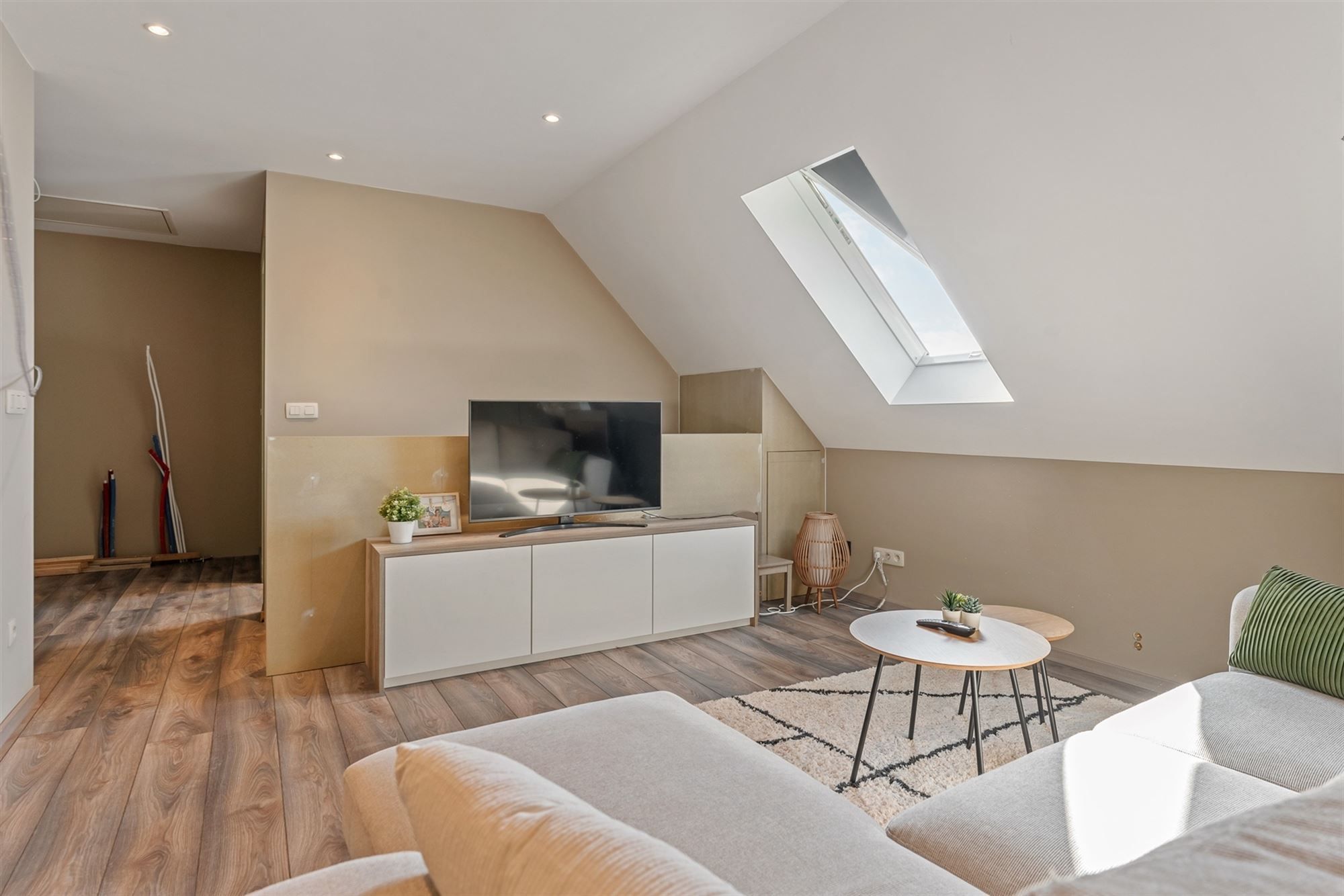 ZEER RUIM, ENERGIEZUINIGE WONING OP TOPLOCATIE! foto 30