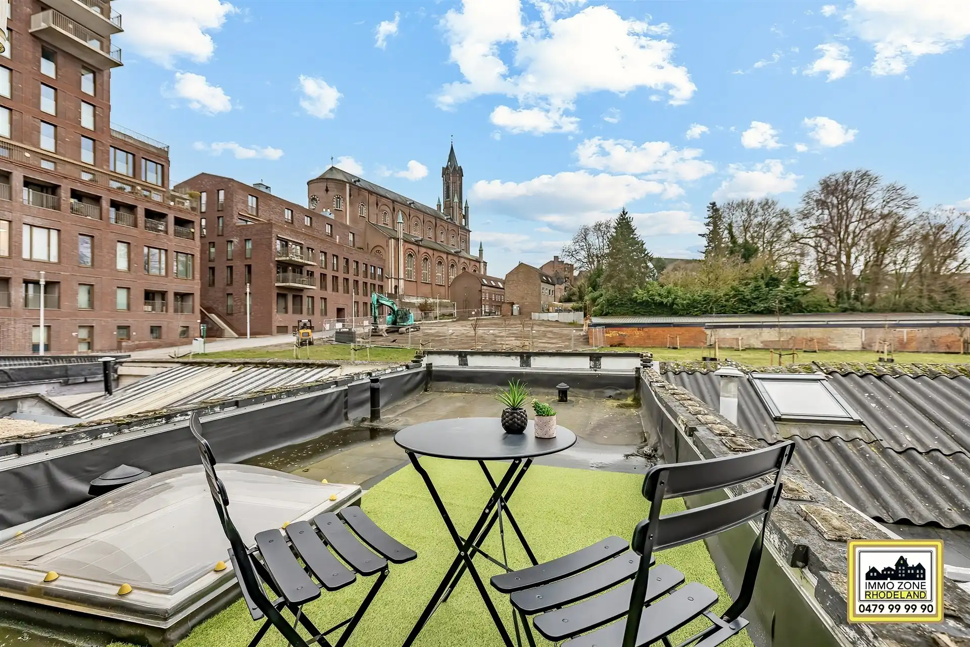 Knappe en uiterst instapklare starterswoning foto 21