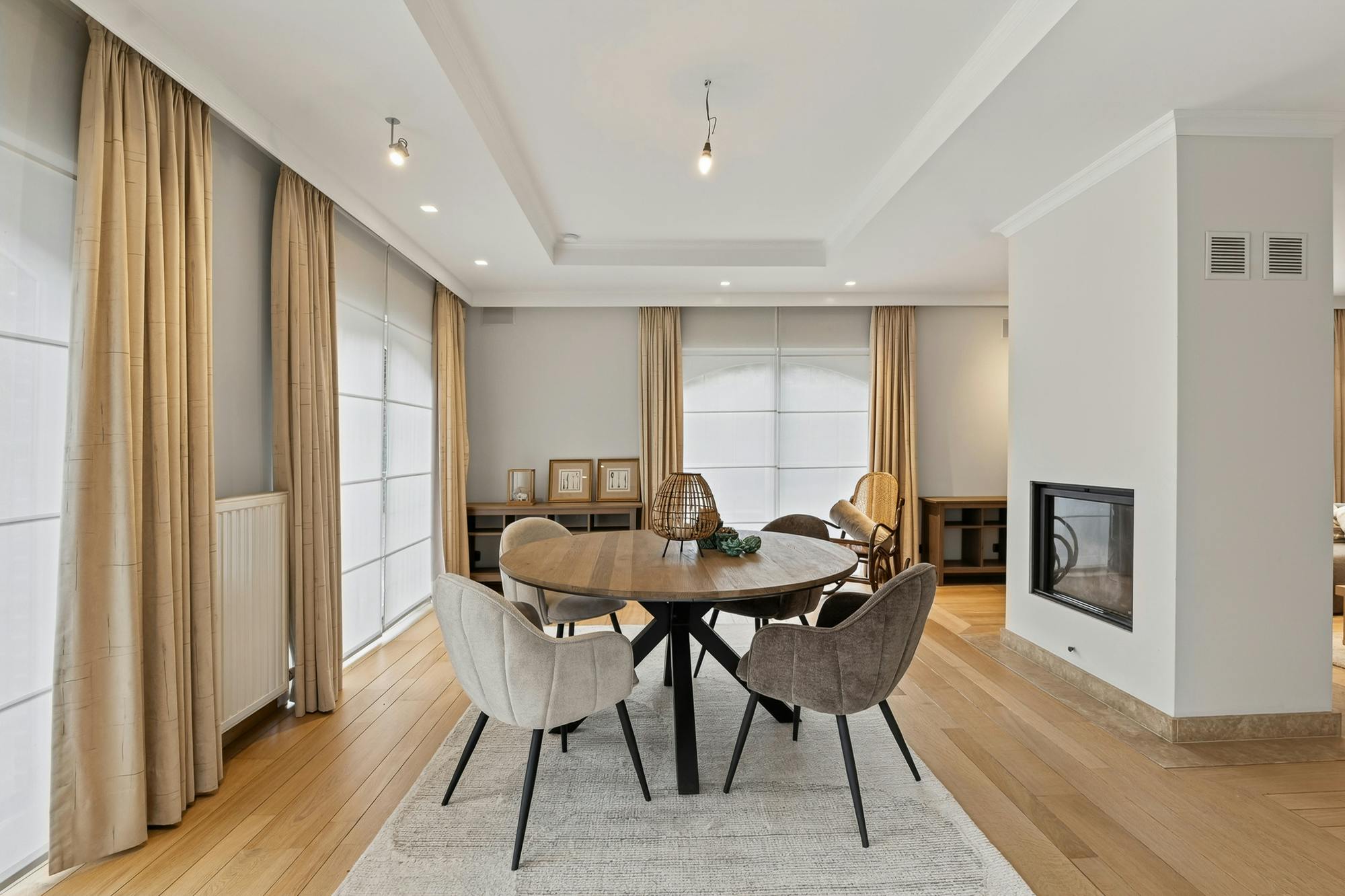 residentieel gelegen villa op 3490 m² te koop in Lichtaart foto 7