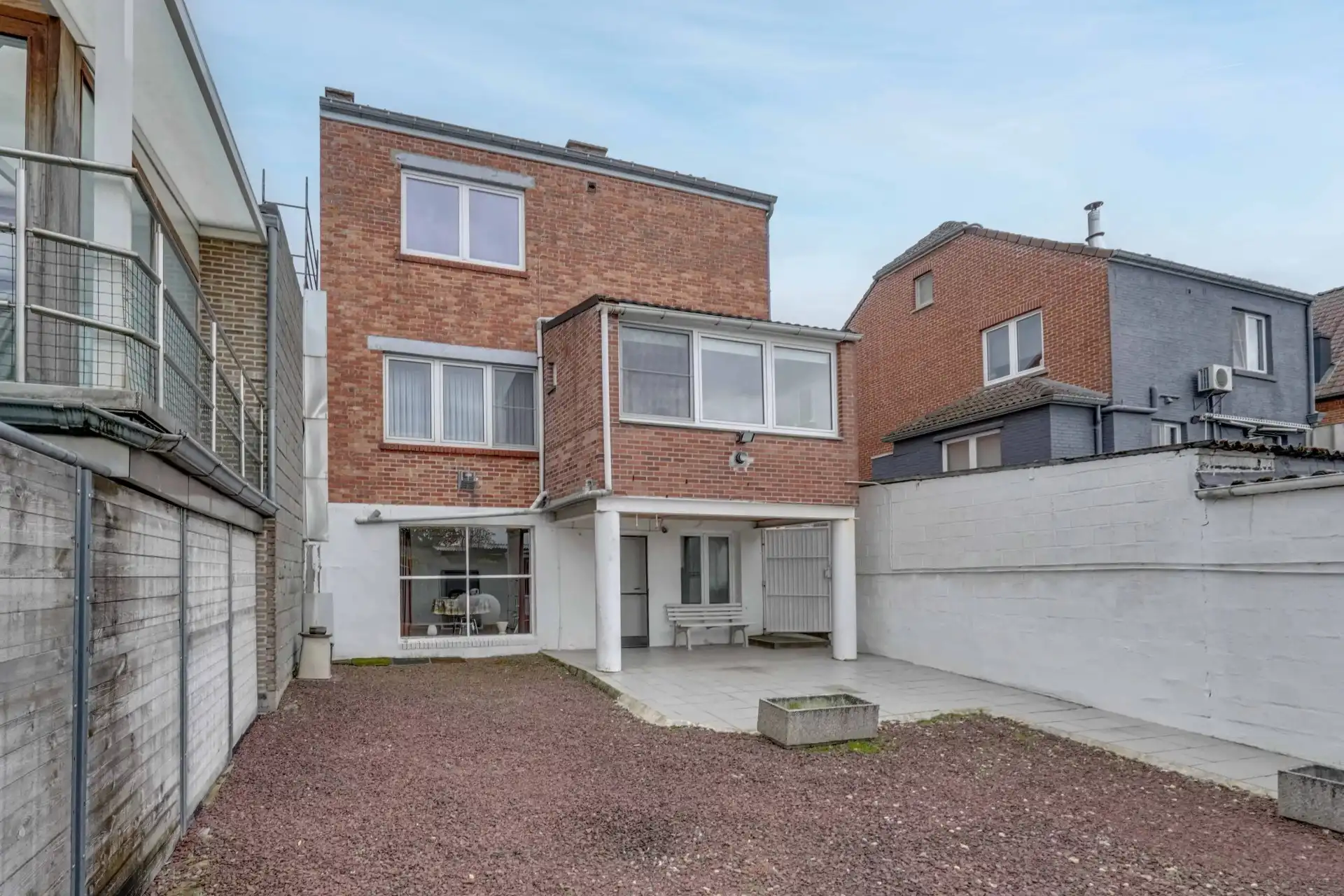 Charmante woning met 2 slaapkamers, garage én magazijn foto 17