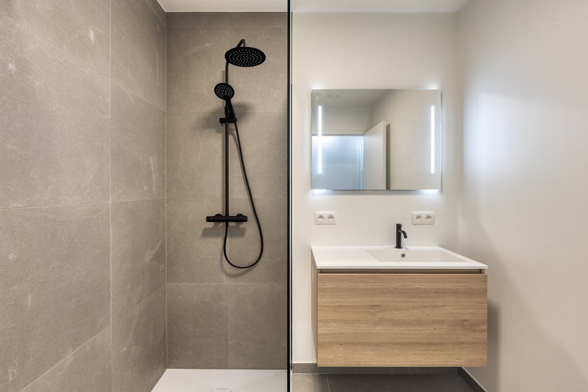 Kwalitatief en ruim nieuwbouwappartement (110m²) in Beselare  foto 14