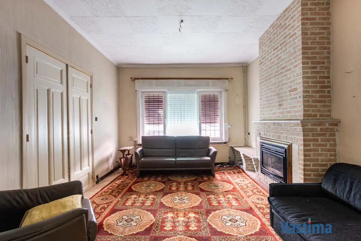 Te renoveren woning met tuin nabij OLV-Ziekenhuis foto 6