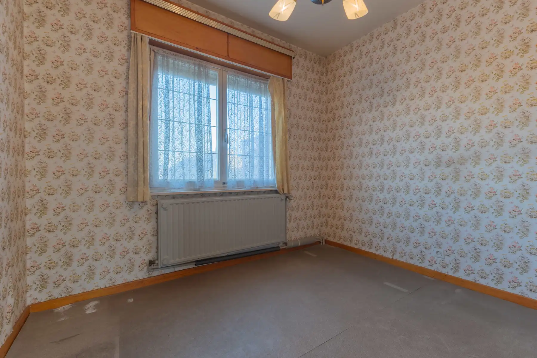 WACHTLIJST - LISTE D'ATTENTE Te renoveren woning met 3 slaapkamers en garage foto 18