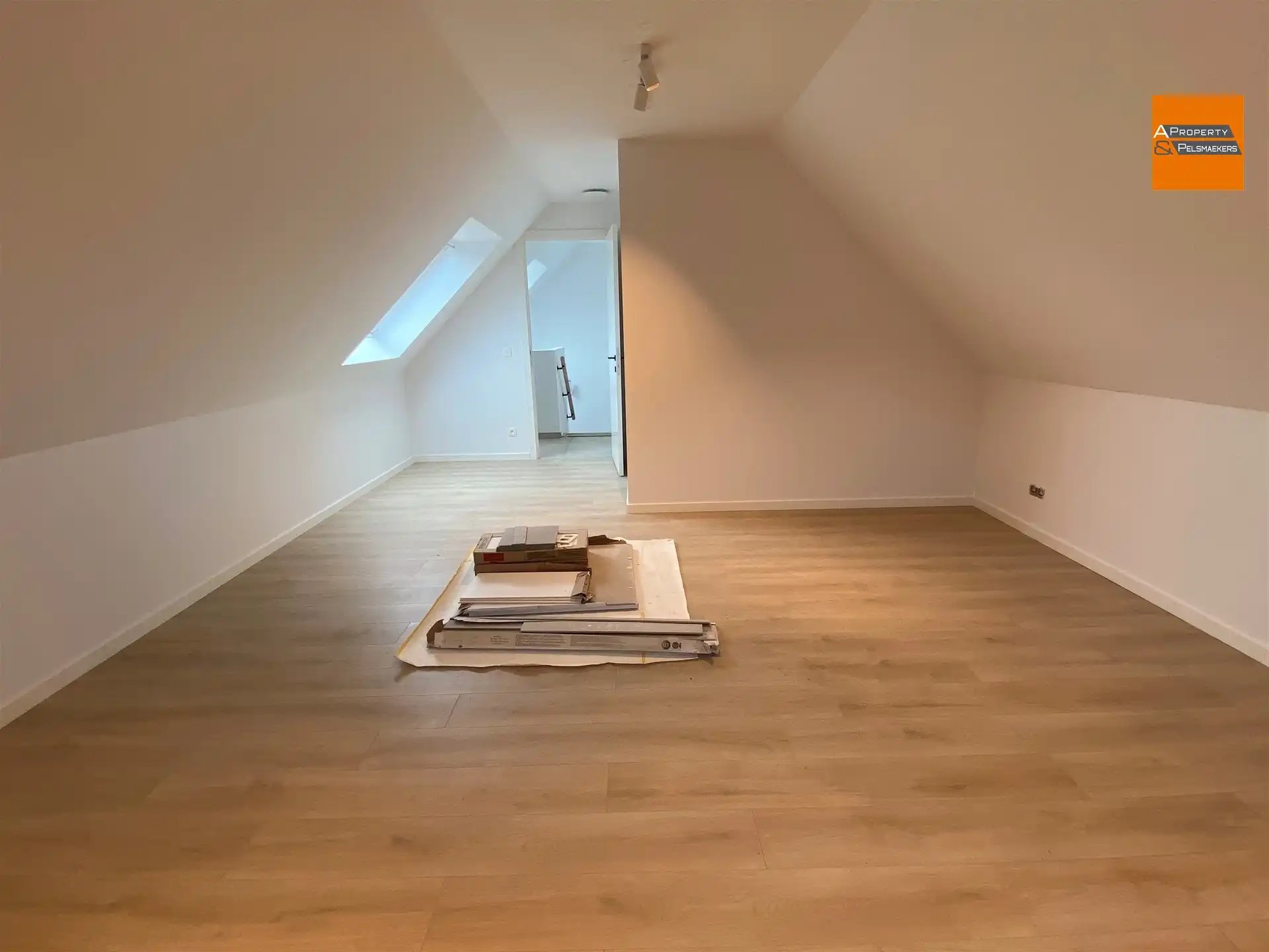 5-Slaapkamerwoning met 3 Badkamers in Everber foto 24