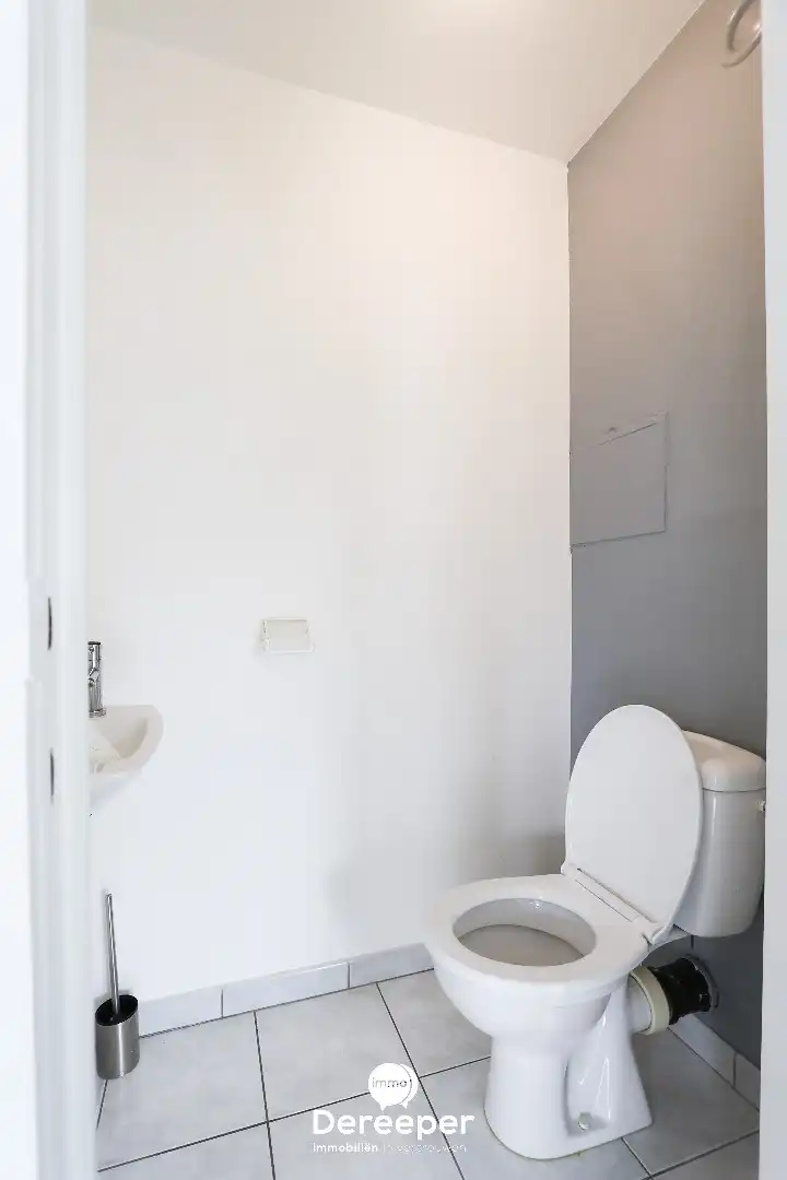 Lichtrijk appartement in het hart van Gistel foto 7