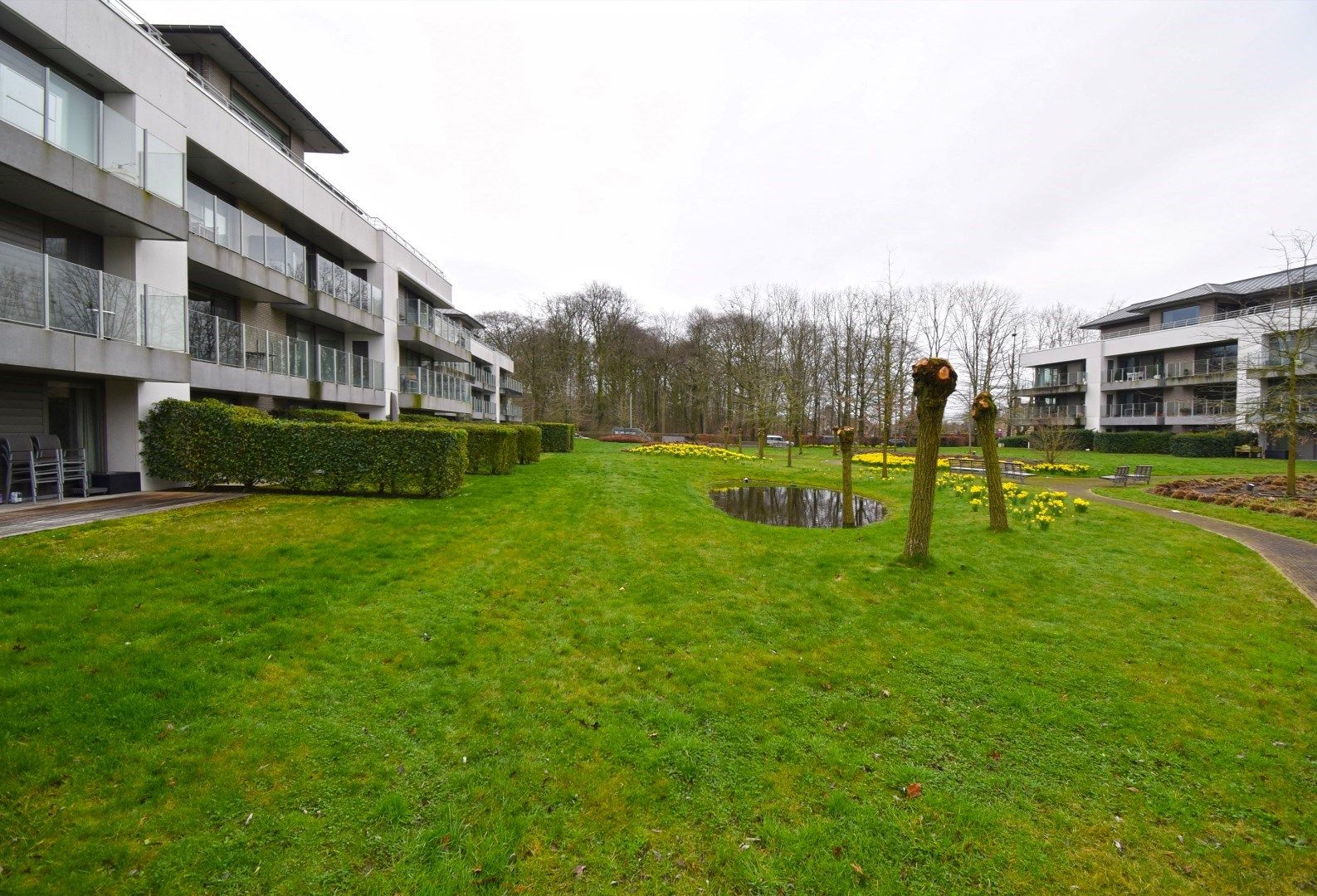 ZEER RESIDENTIEEL NIEUWBOUW APPARTEMENT foto 14