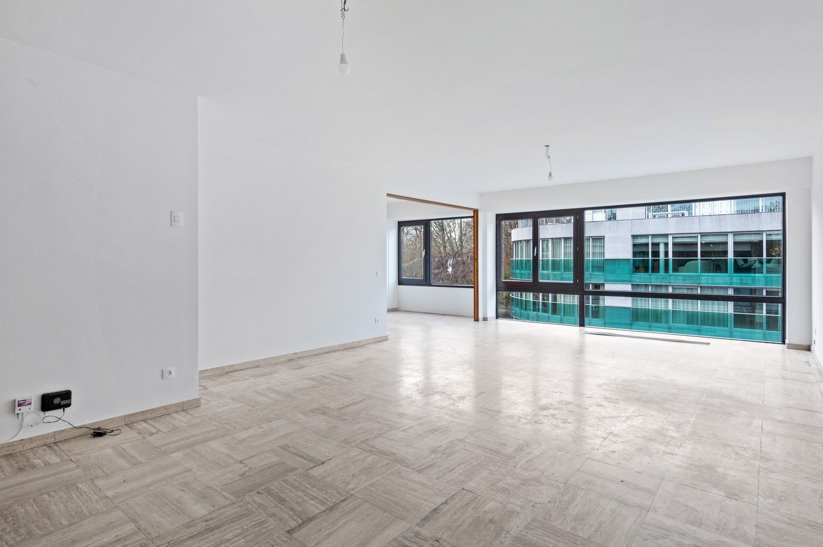 Ruim 3-slaapkamerappartement met terras nabij centrum Brasschaat foto 3