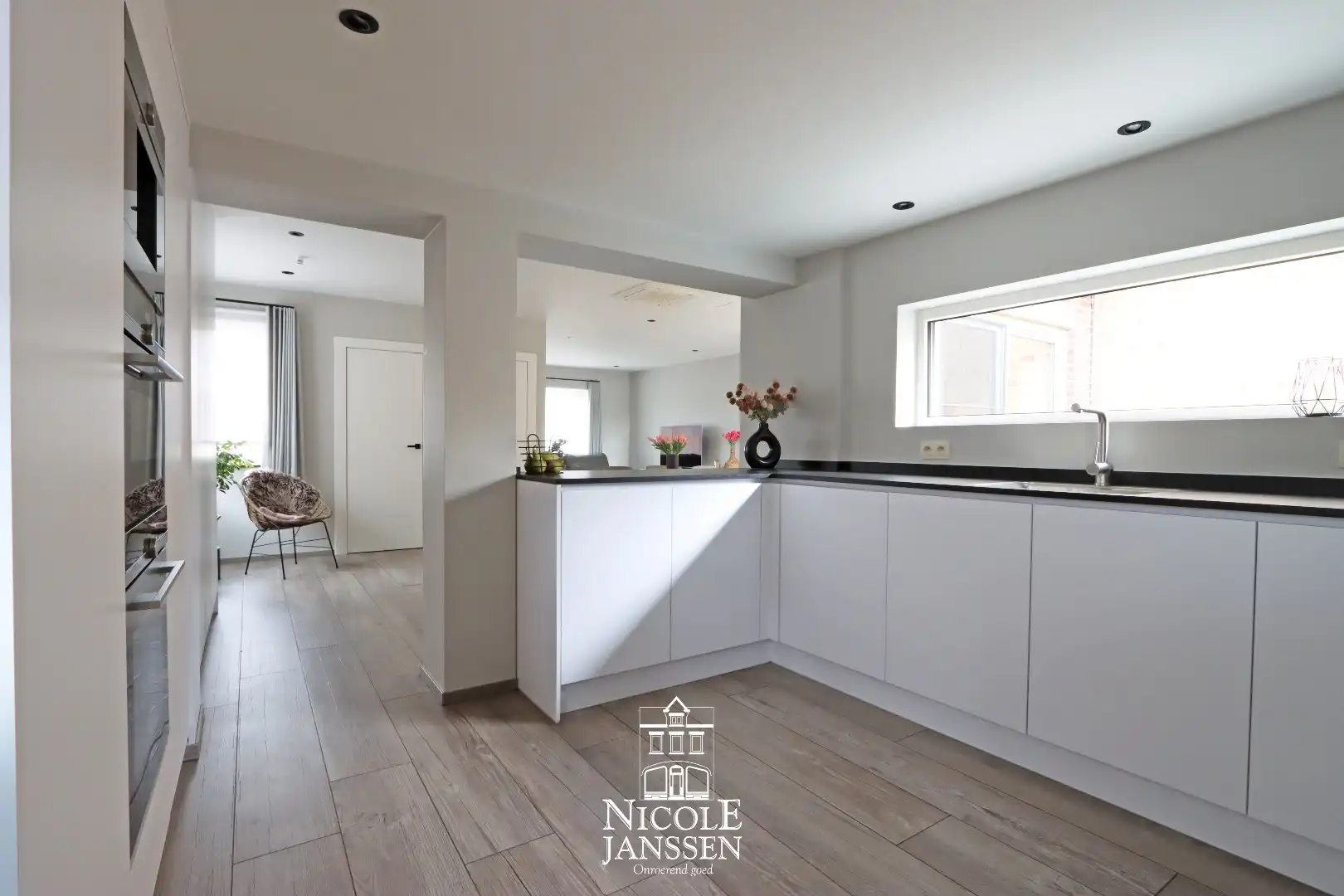 Charmante halfvrijstaande woning  foto 9