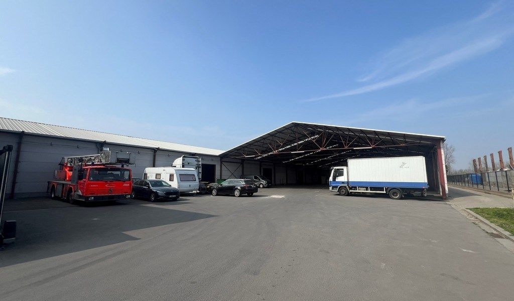 Recent bedrijfsgebouw met prachtige kantoren te huur in Lokeren foto 30