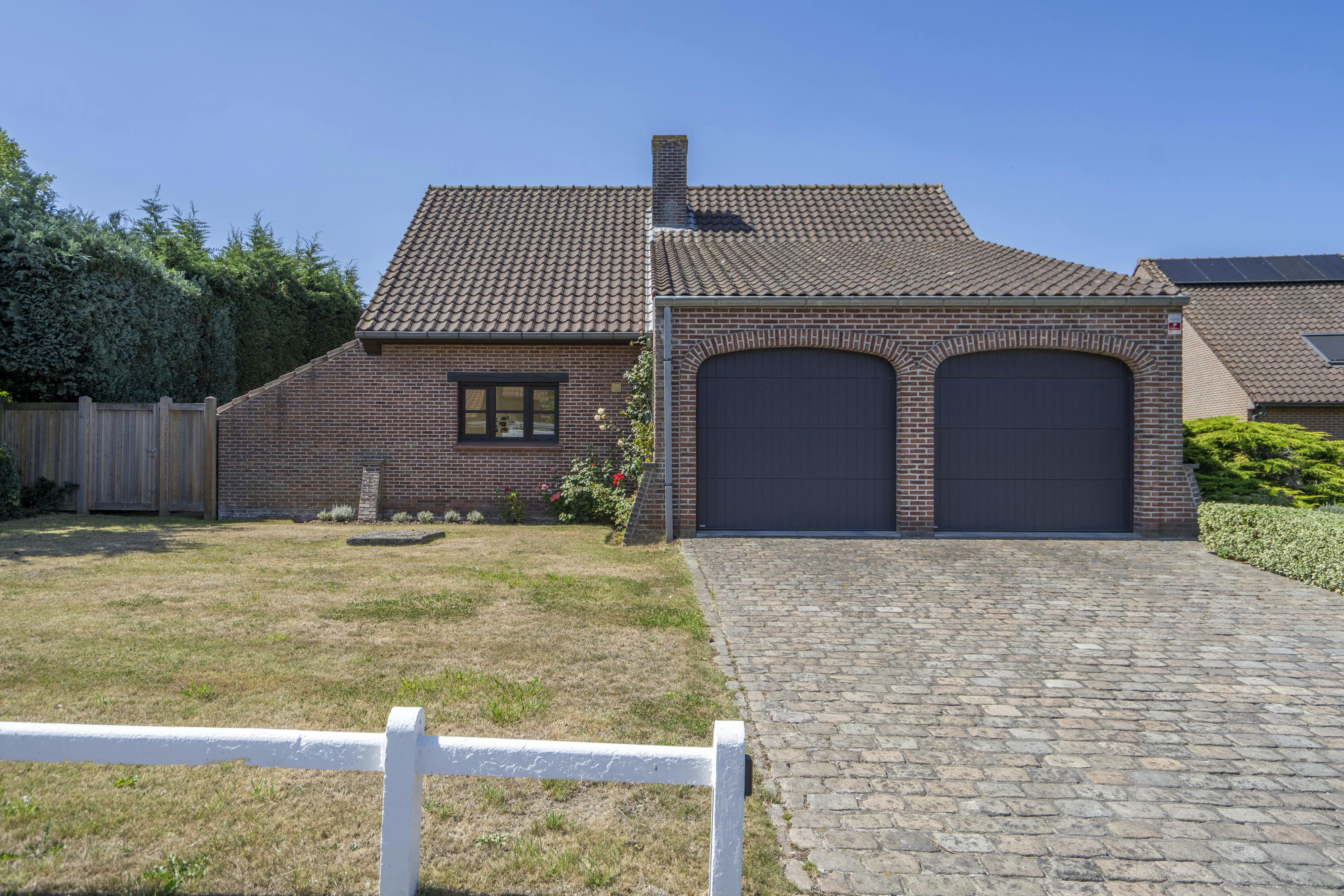 Rustig, residentieel gelegen villa met 4 slaapkamers te Kortrijk foto 21