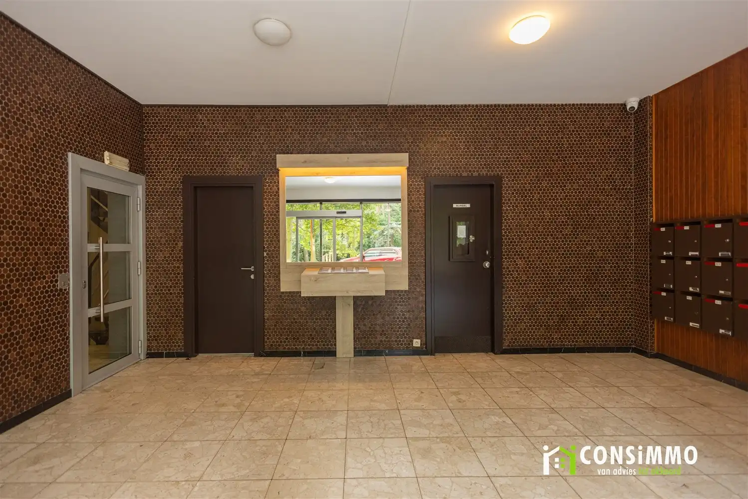 Ruim gerenoveerd appartement op de 19de verdieping met een adembenemend uitzicht over Genk foto 26