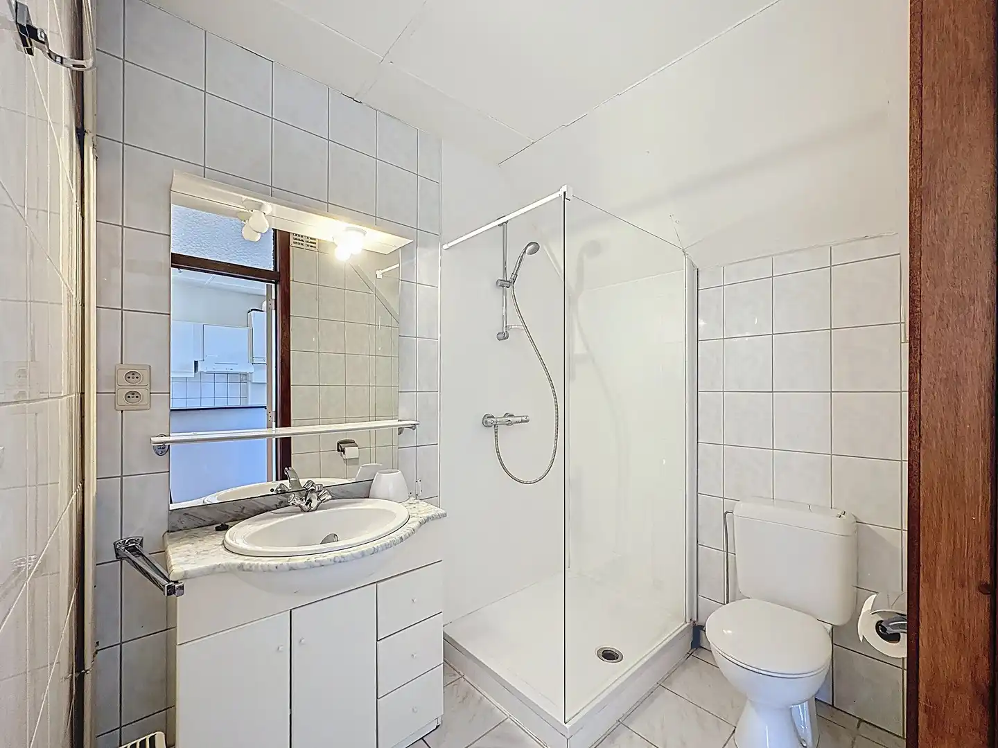 Instapklaar 1 slaapkamer appartement. foto 7