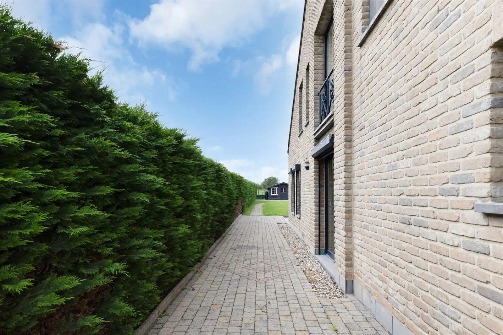 Stijlvolle woning in groene omgeving met 3 slaapkamers foto 21