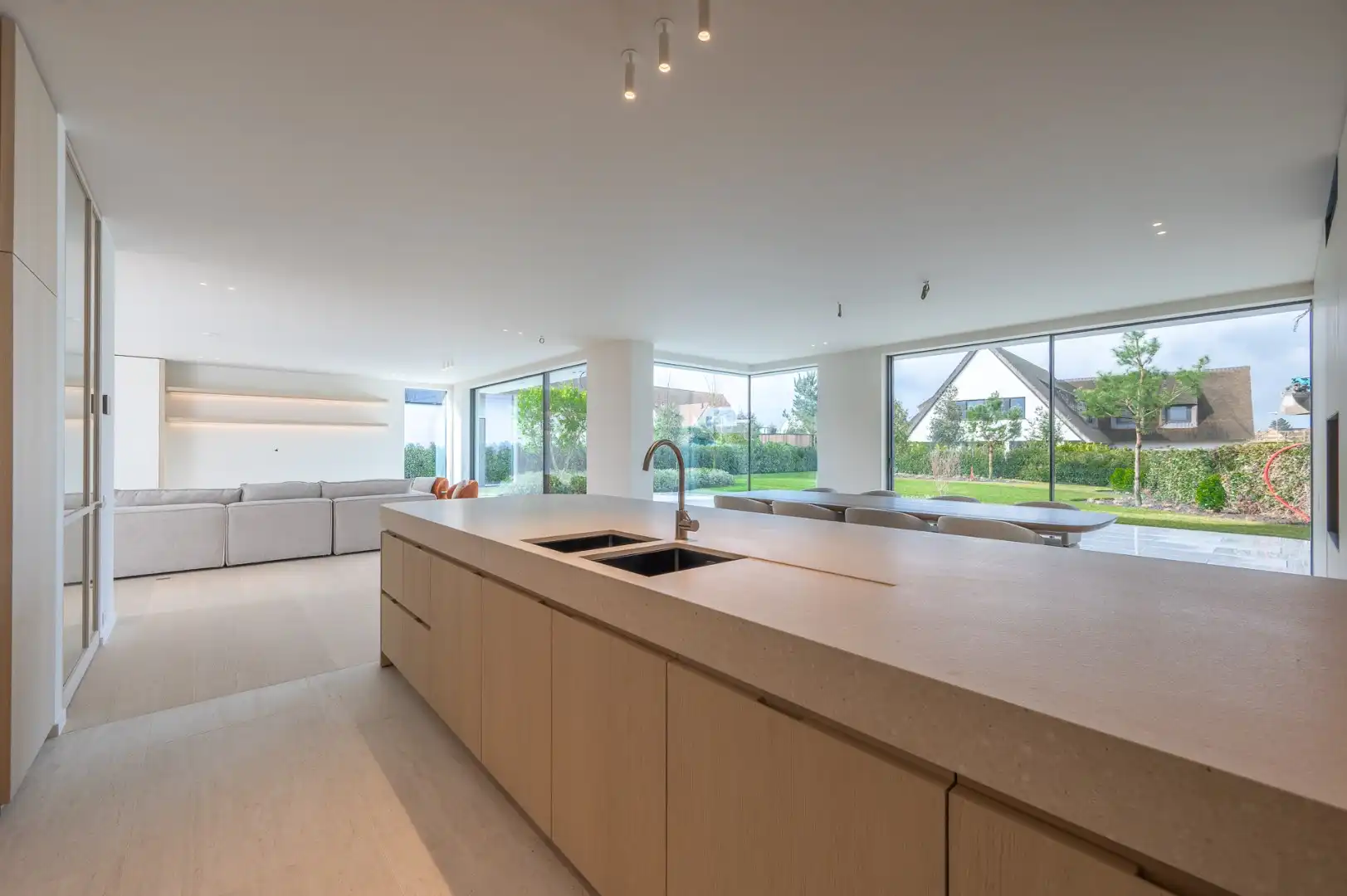 Exclusieve nieuwbouwvilla met open zichten en perfecte zuidwest oriëntatie foto 9