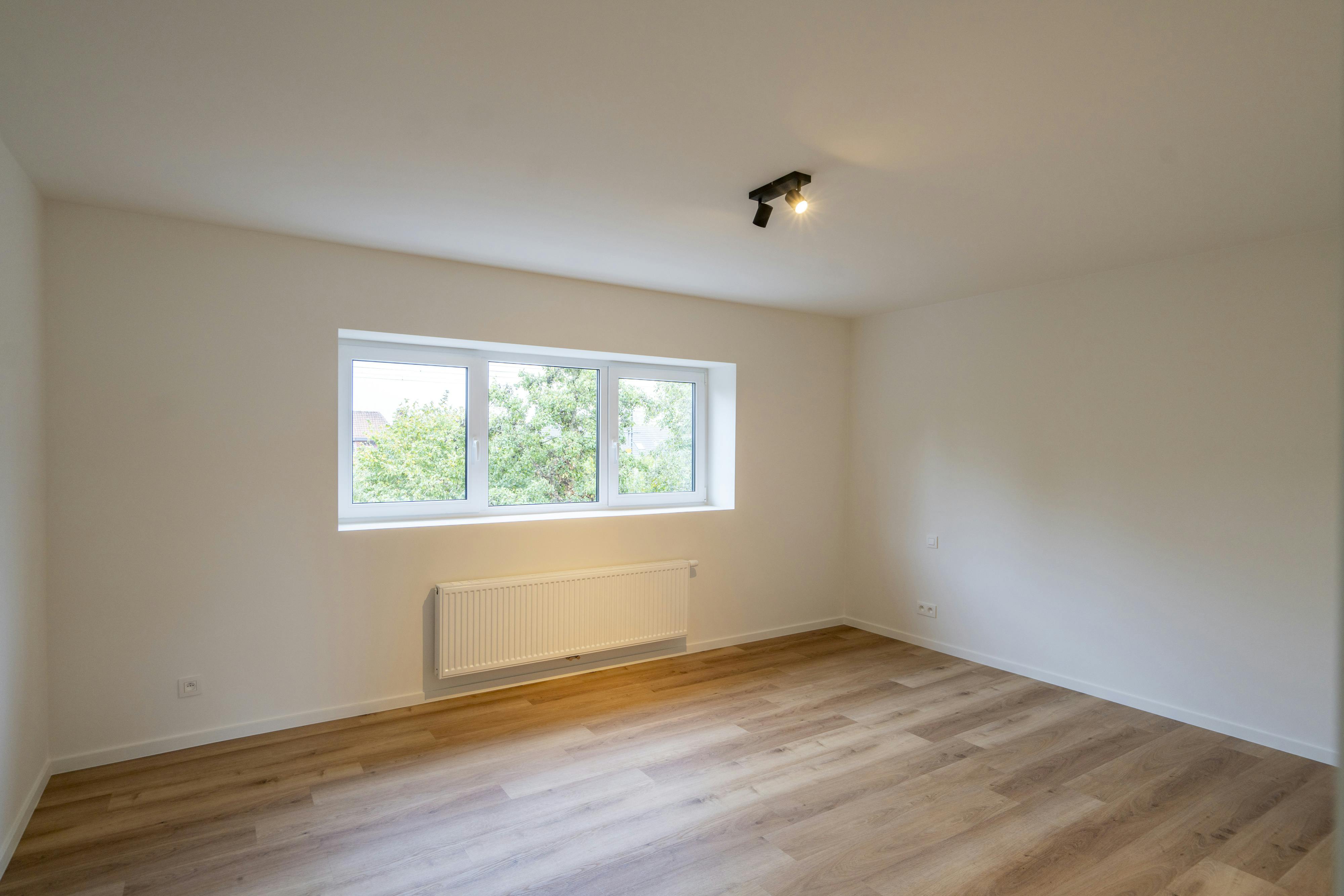 Prachtig vernieuwde ruime woning met EPC A te koop in centrum Kortrijk foto 15