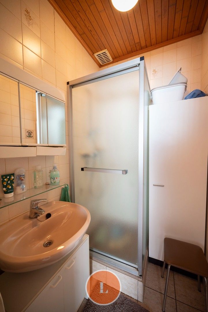 Te renoveren woning in centrum Menen foto 11