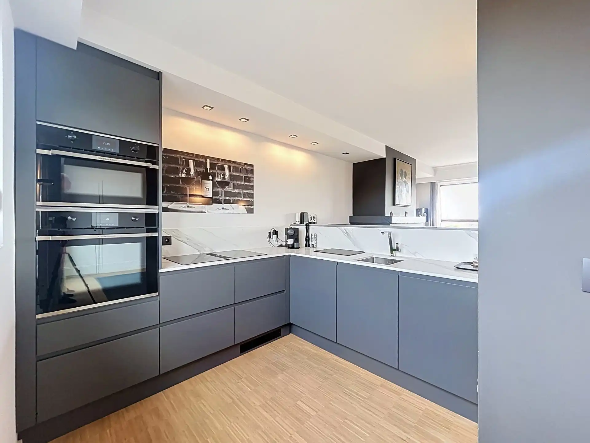Luxueus 2 slaapkamer appartement met terras 30m² foto 8