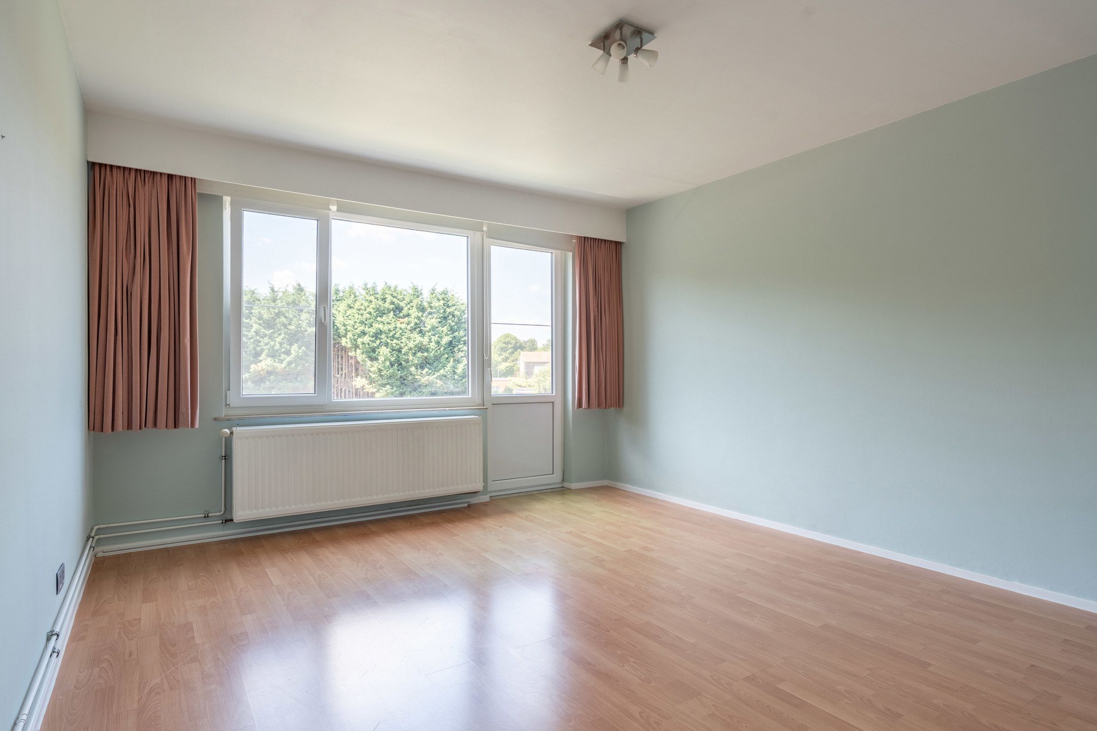 Ruim 2-slaapkamer appartement met garage te Turnhout foto 11