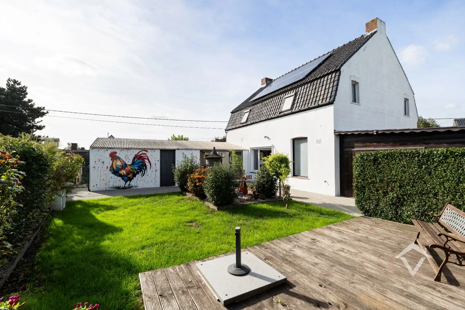 Karaktervolle woning met 4 slaapkamers, garage en tuin op gunstige ligging te Lichtervelde foto 13