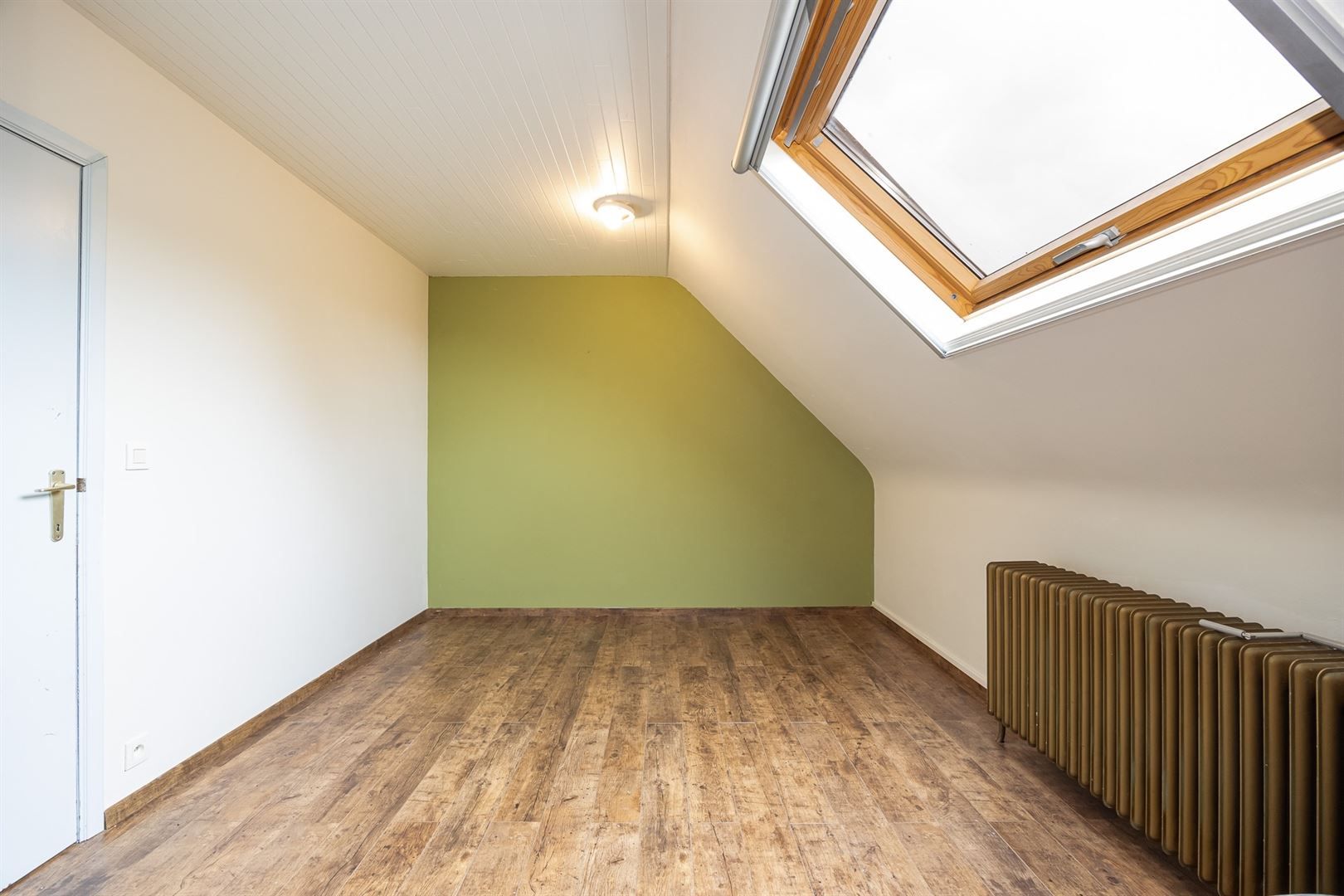 gerenoveerde landelijke woning in rustige wijk te Humbeek foto 13