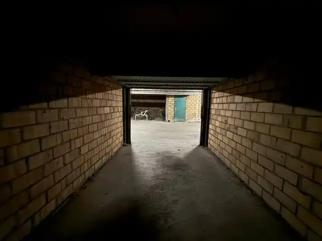 Garagebox te koop Royal Palace foto 4