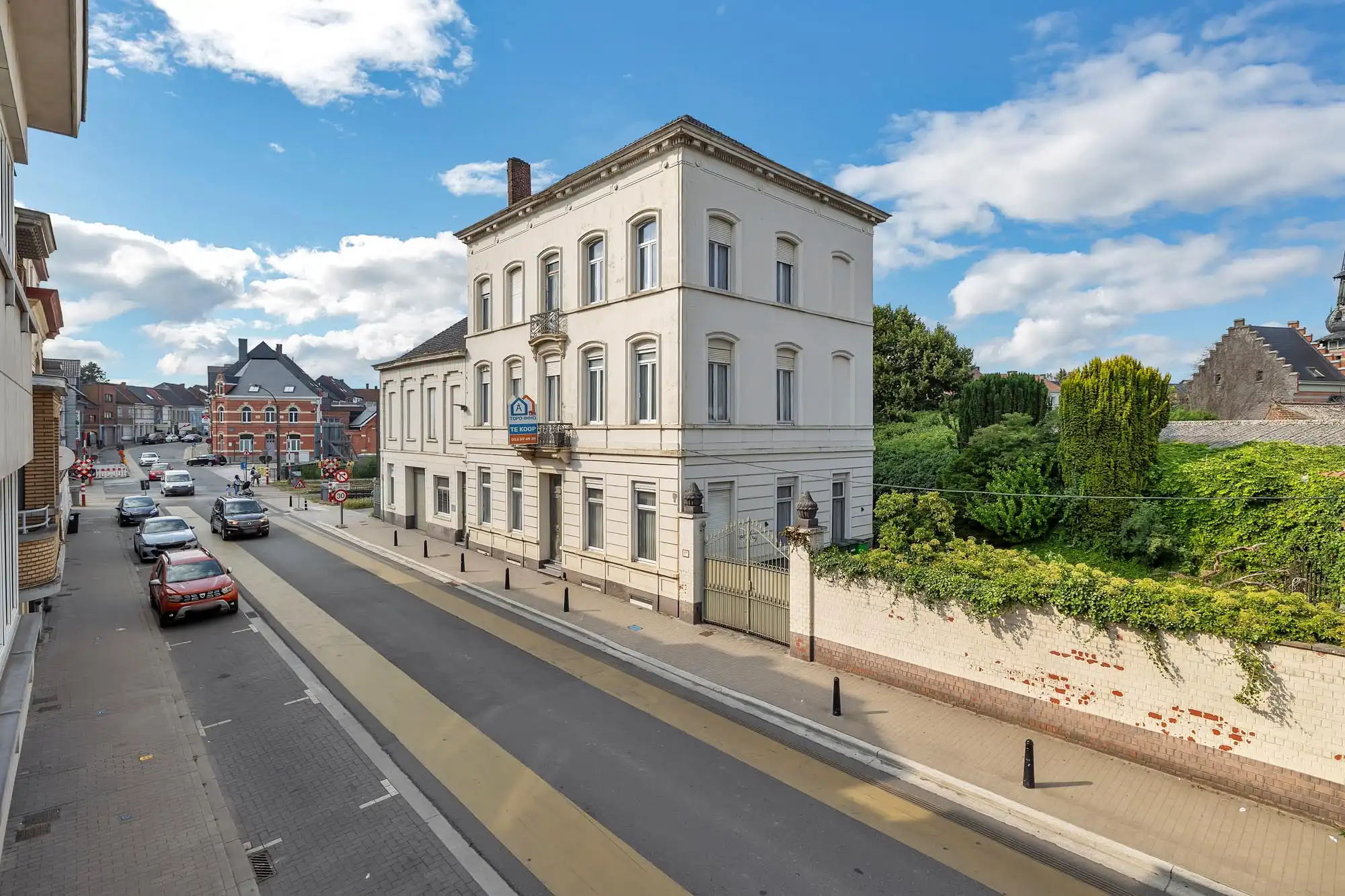 Imposante herenwoning met diverse mogelijkheden foto 3