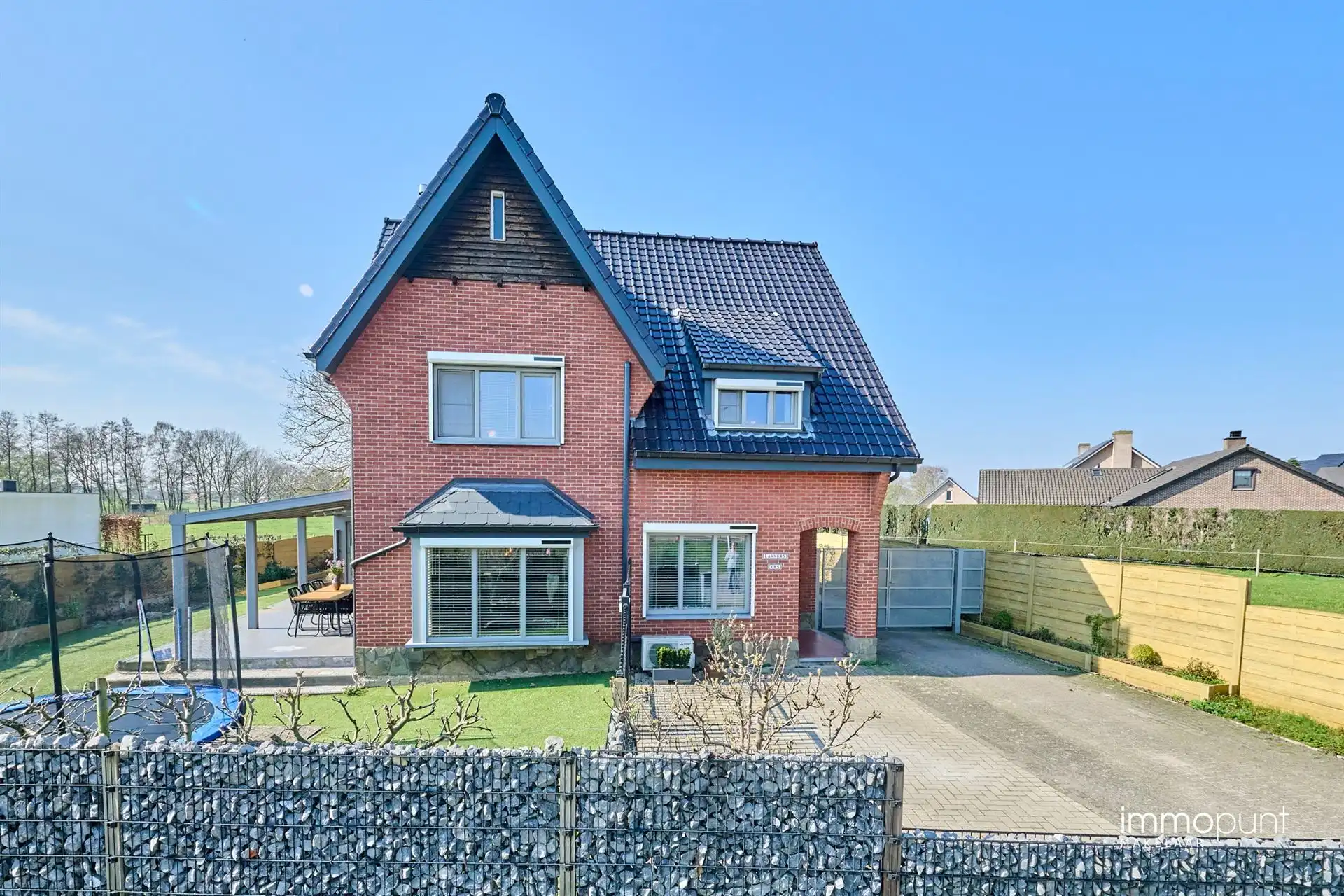  foto {{pictureIndex}}