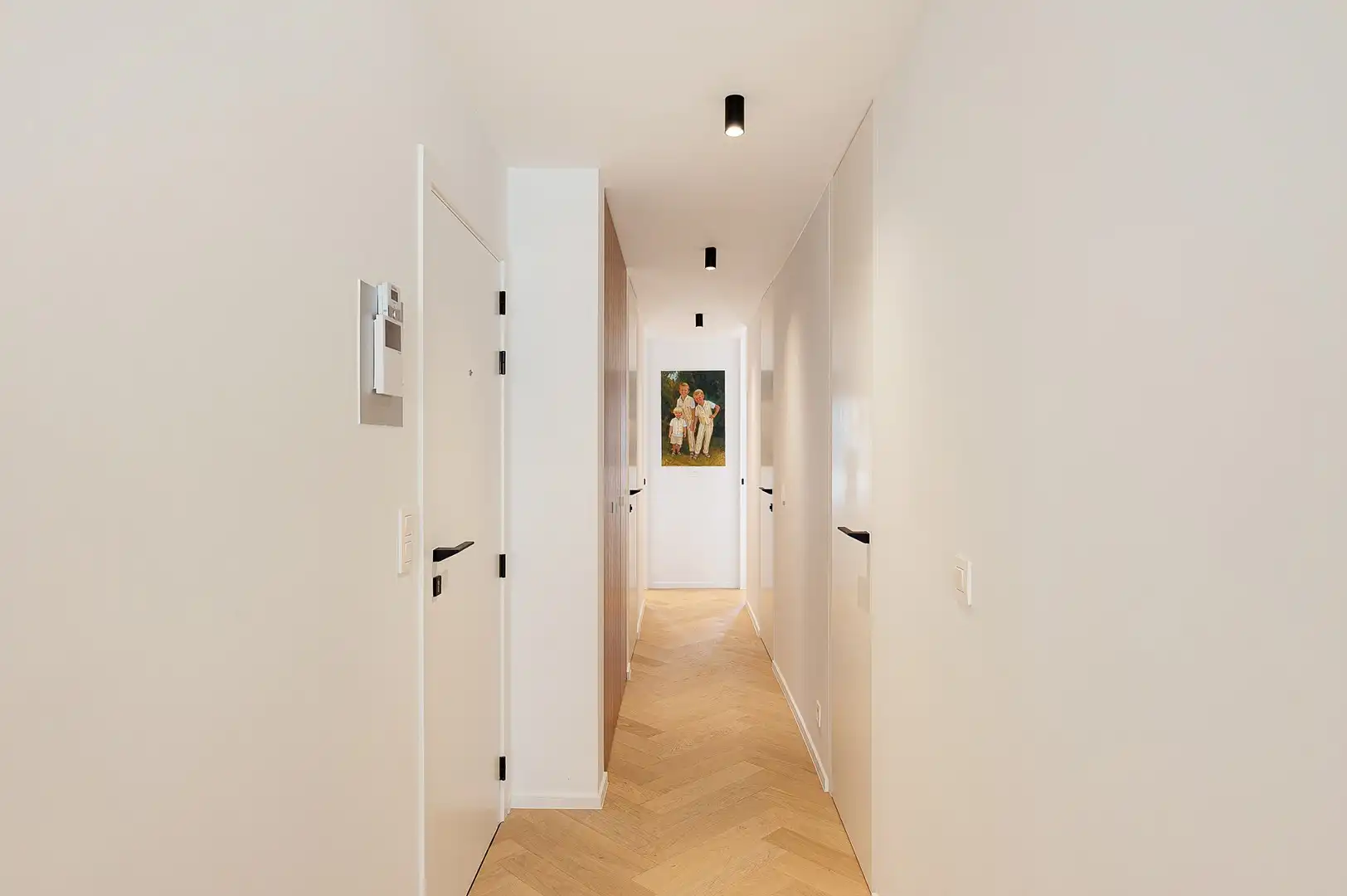 Gerenoveerd 3 slaapkamerappartement met zijdelings zeezicht. foto 13