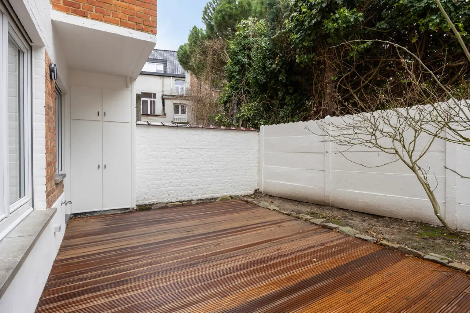 Volledig gerenoveerde gelijkvloerse éénslaapkamerappartement foto 10