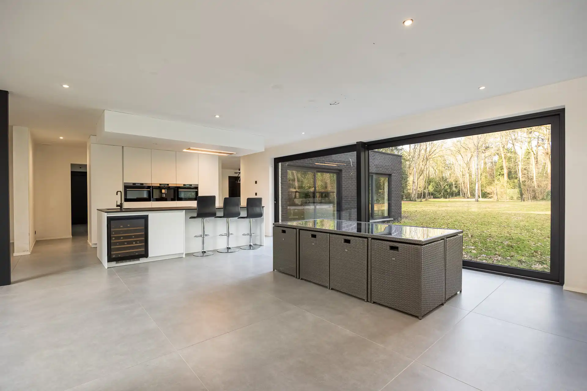 Supermoderne villa te koop – af te werken naar uw smaak foto 5
