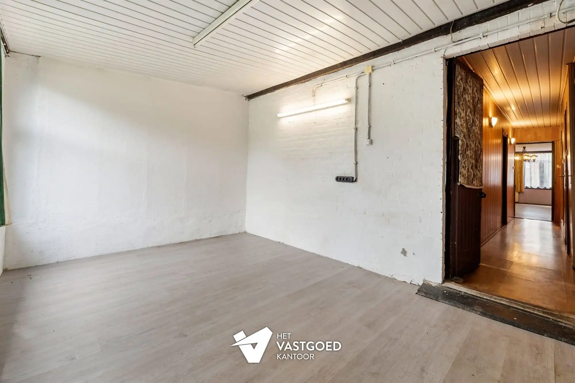 TE RENOVEREN KARAKTERVOLLE WONING UITERST RUSTIG GELEGEN TE BERINGEN-MIJN foto 11