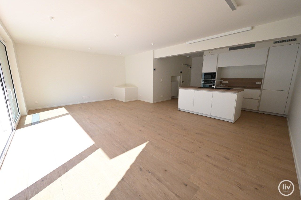 Nieuwbouwappartement met aangename gevelbreedte van 7m20 gelegen te Lippenslaan Knokke. foto 2