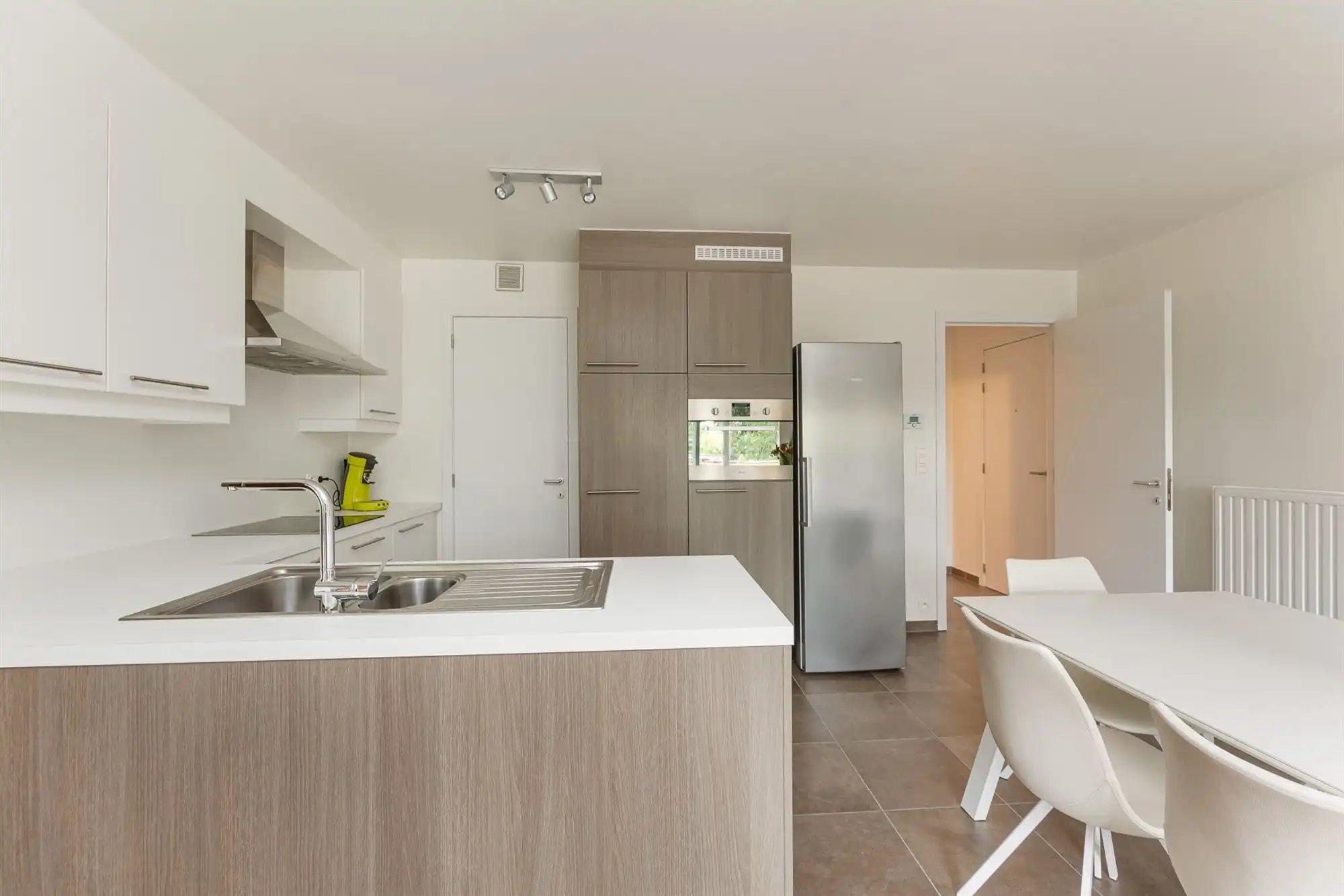 Energiezuinig appartement in centrum Burcht met terras foto 9