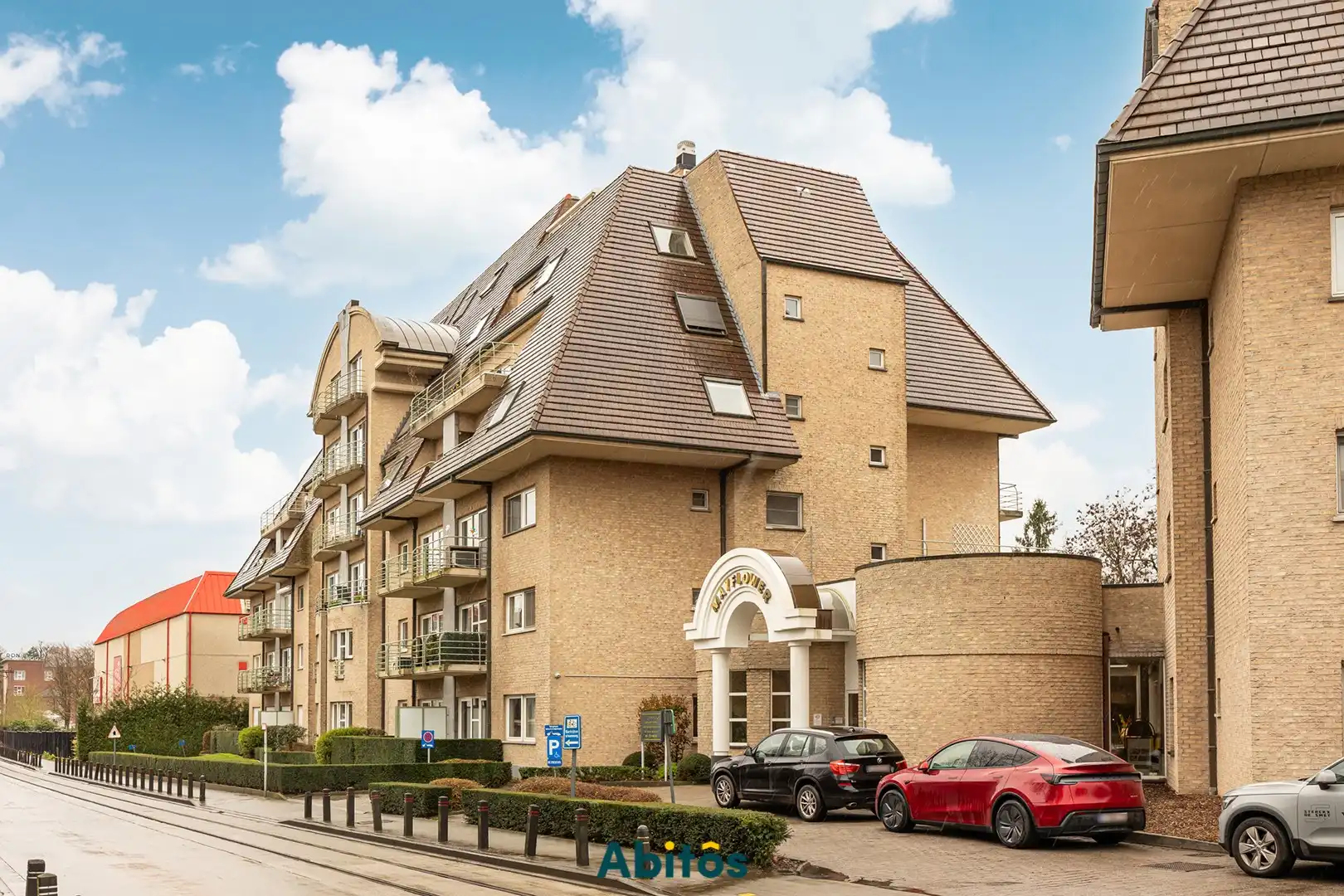 Appartement met hotelfaciliteiten en zwembad in Residentie Mayflower foto 15