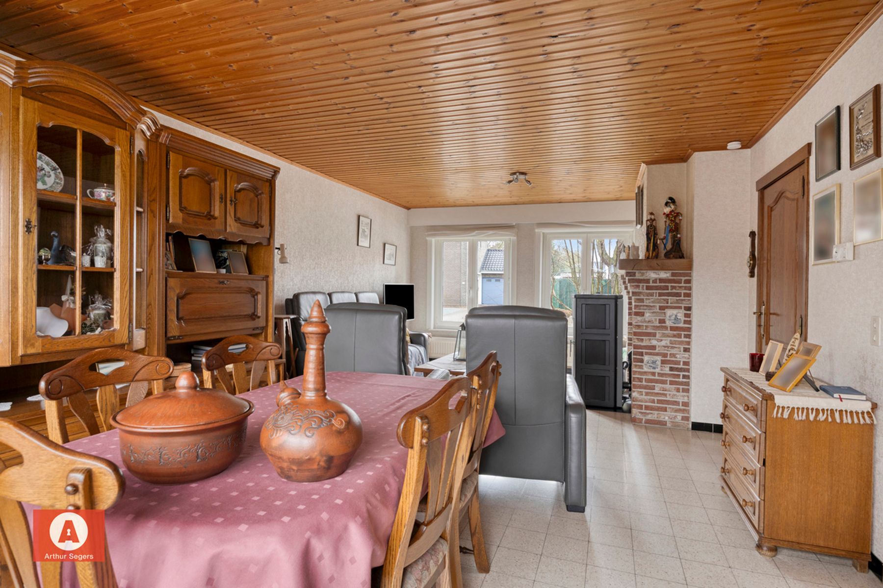 Op te frissen woning in rustige wijk met garage foto 6