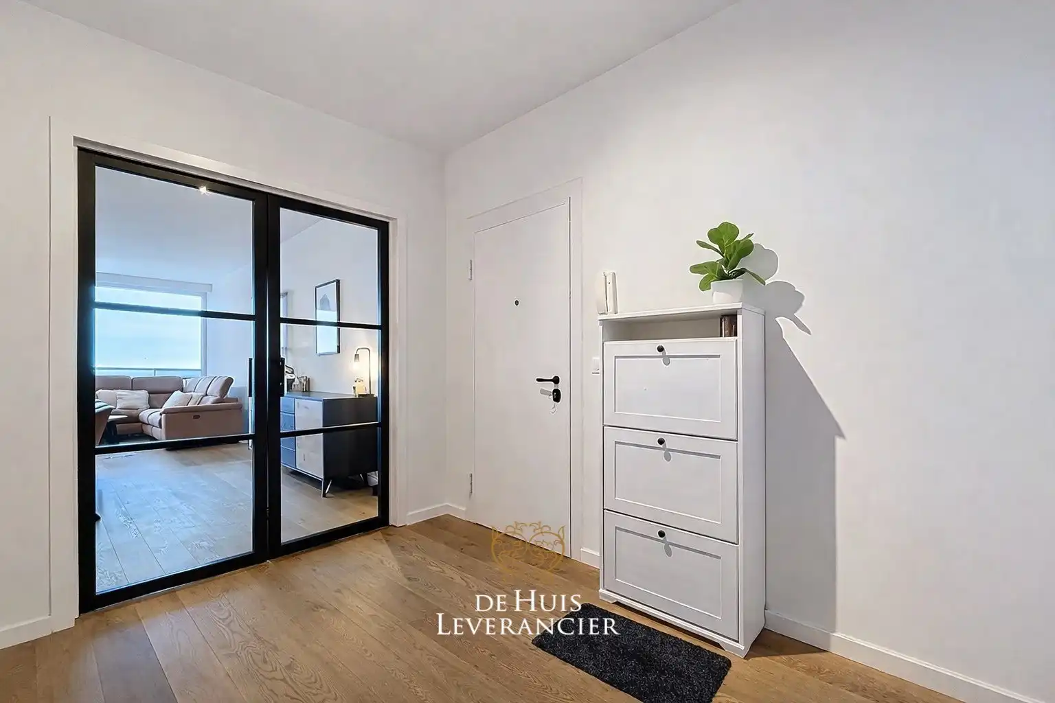 centraal gelegen, gerenoveerd appartement met panoramische zicht op 2 terrassen foto 22