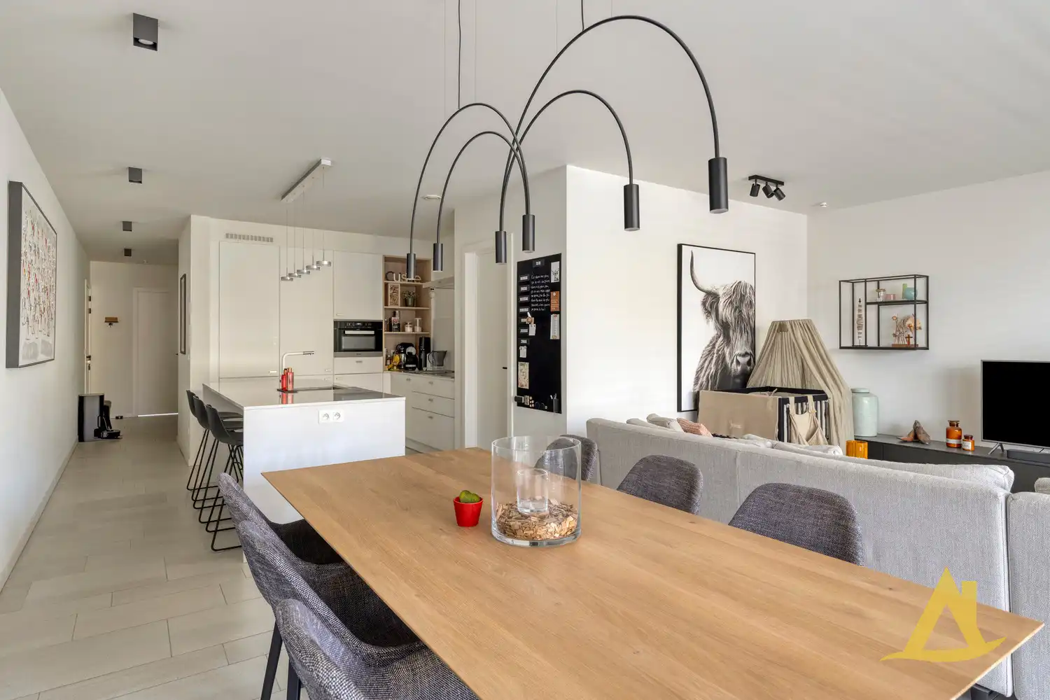 ENERGIEZUINIG APPARTEMENT MET AUTOSTAANPLAATS TE DIEST! foto 8