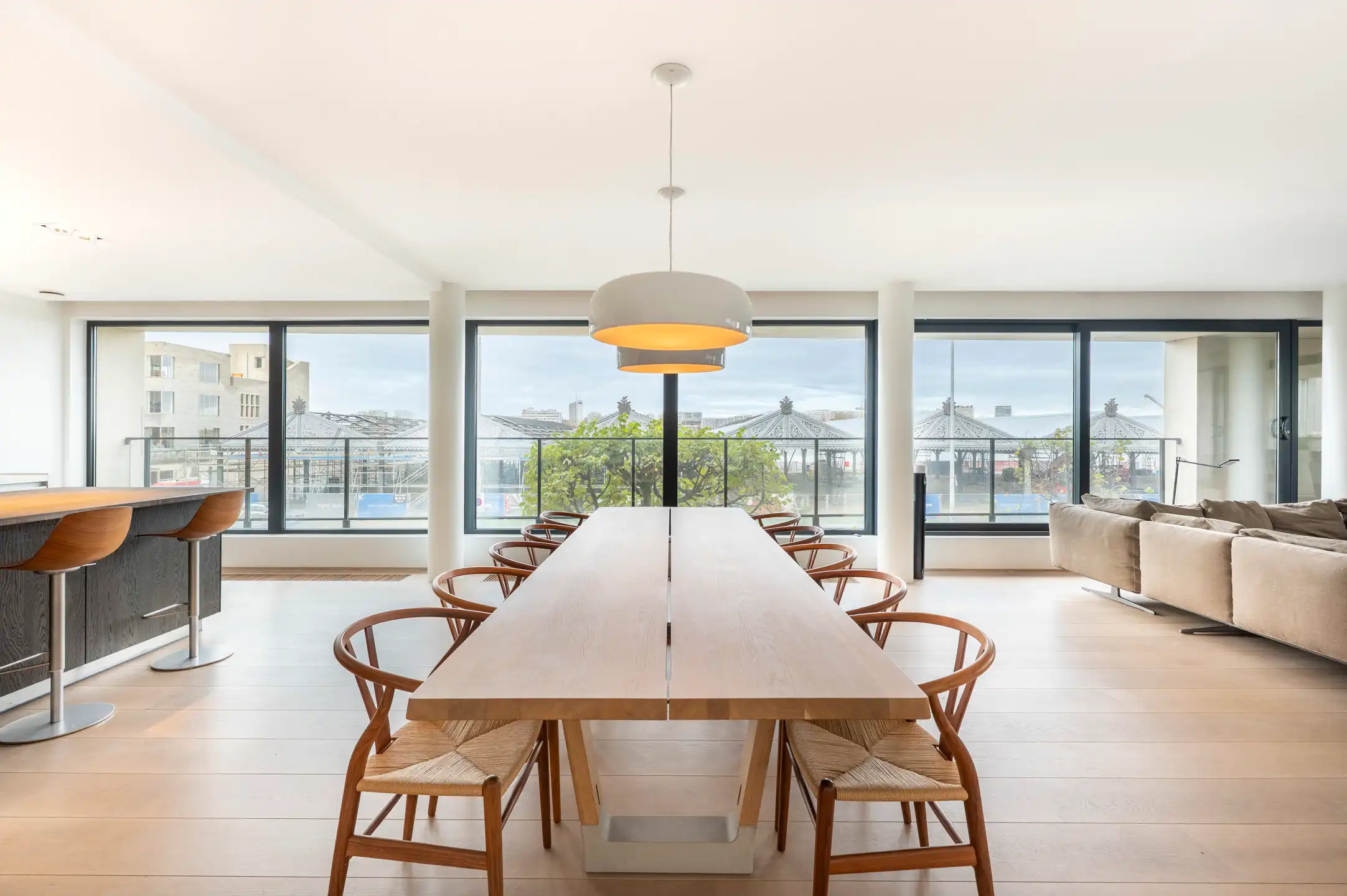 ANTWERPEN - Ruim appartement met uitzicht op de Schelde foto 2