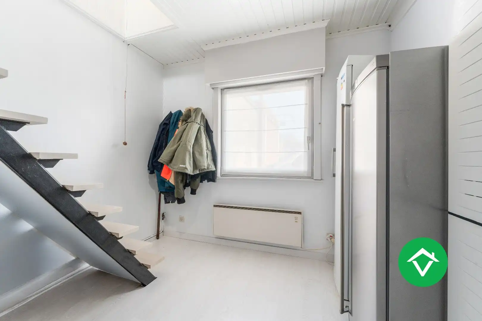 Functionele woning met drie slaapkamers, garage en ruime oprit te Ichtegem foto 10