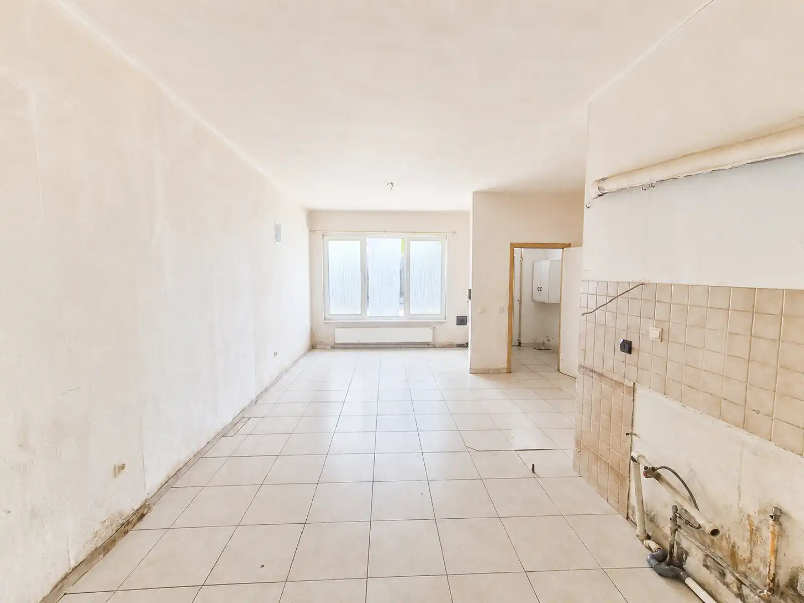 Te renoveren eigendom in het centrum van Ninove foto 3