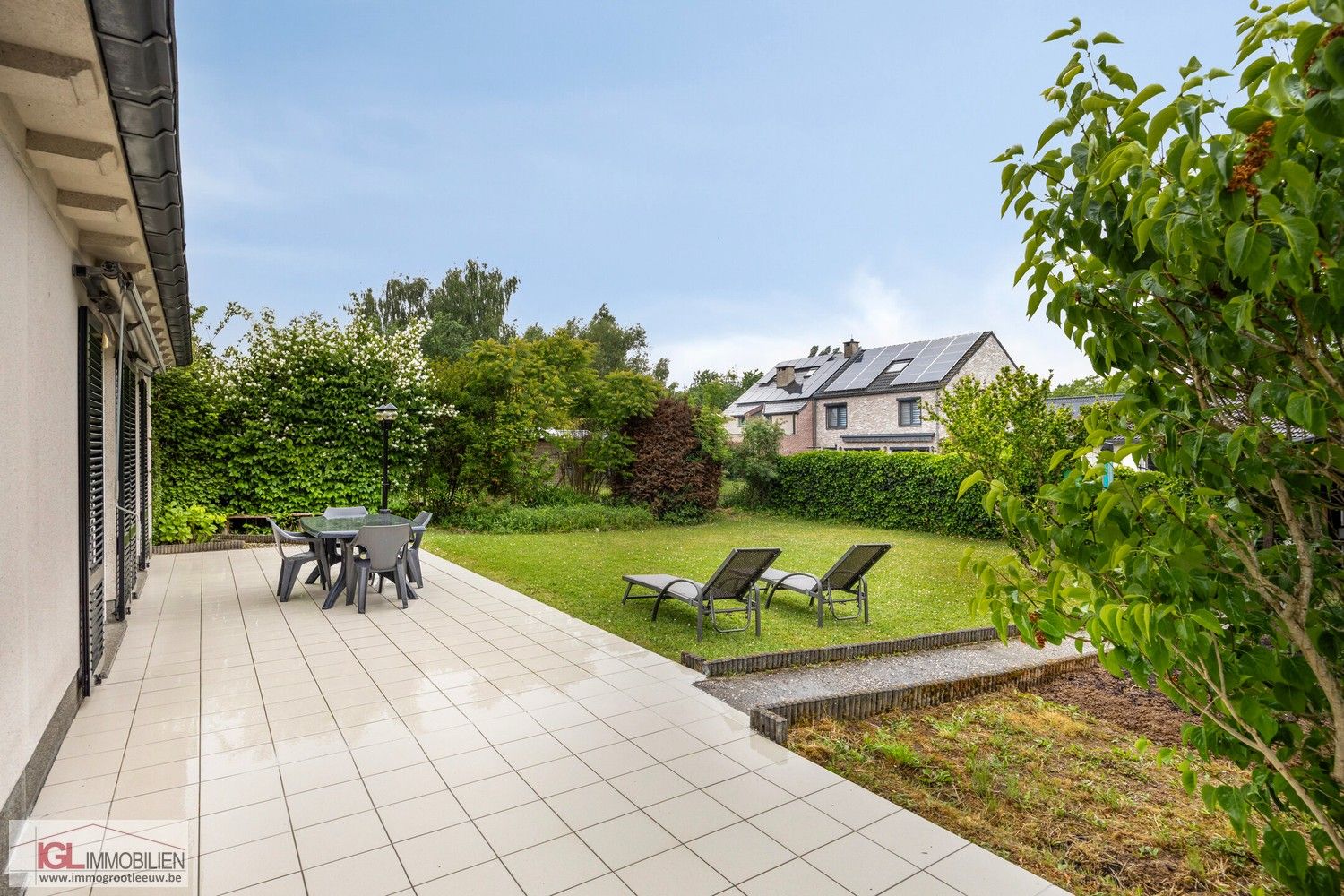 Knap onderhouden bungalow met tuin en garage in Sint-Pieters-Leeuw foto 18