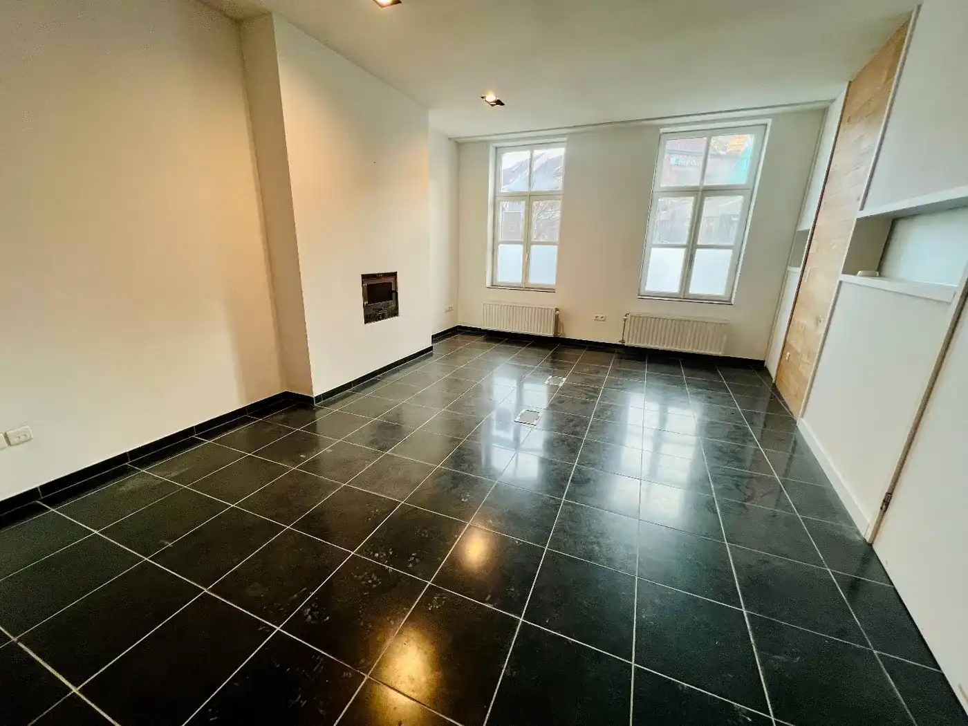Karaktervol handelspand (+/- 50m²) op toplocatie in centrum foto 2