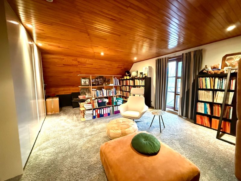 Rustig gelegen villa op circa 5000 vkm met alle comfort foto 24