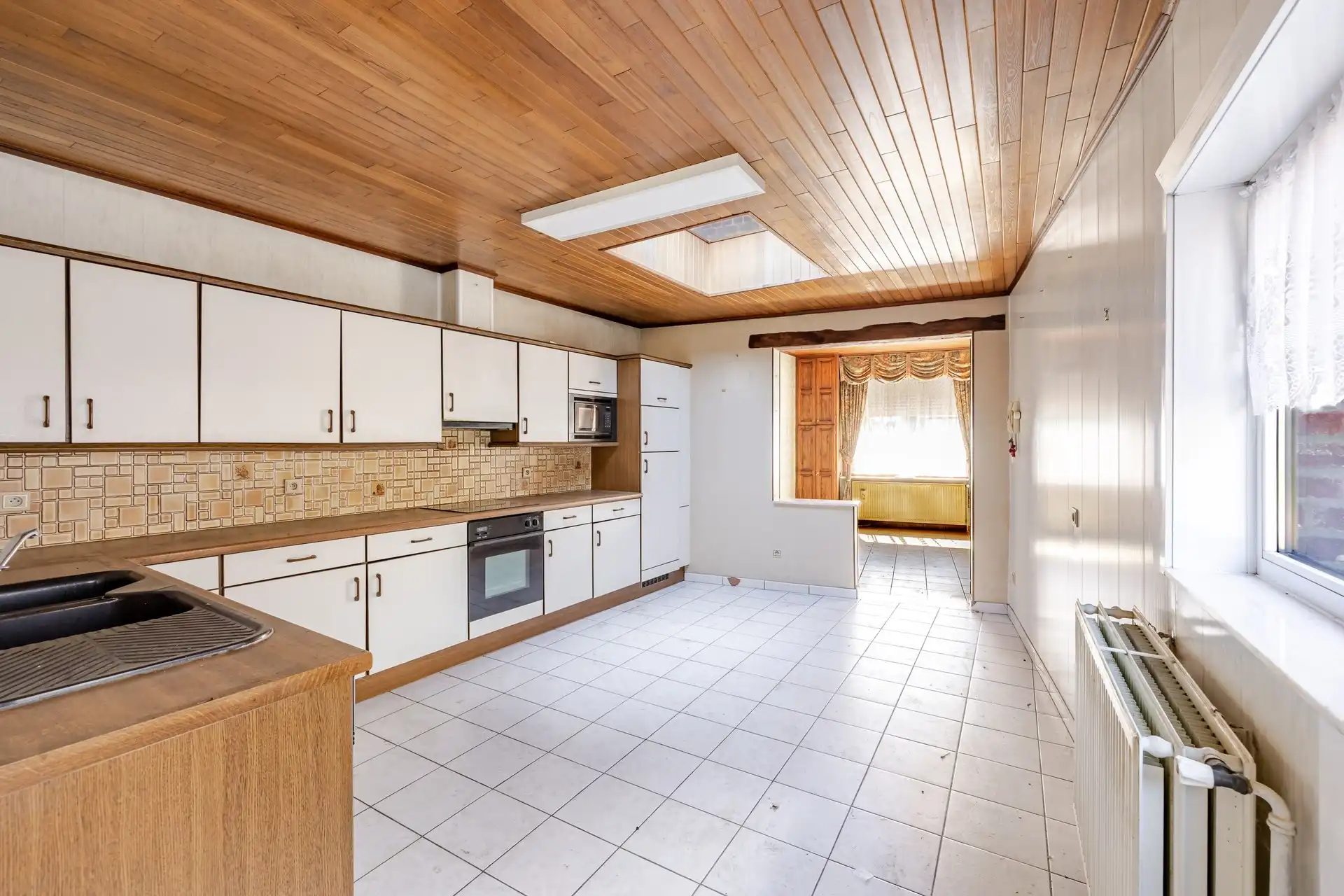 Halfopen bebouwing met enorm potentieel op een perceel van maar liefst 1.050 m² foto 6